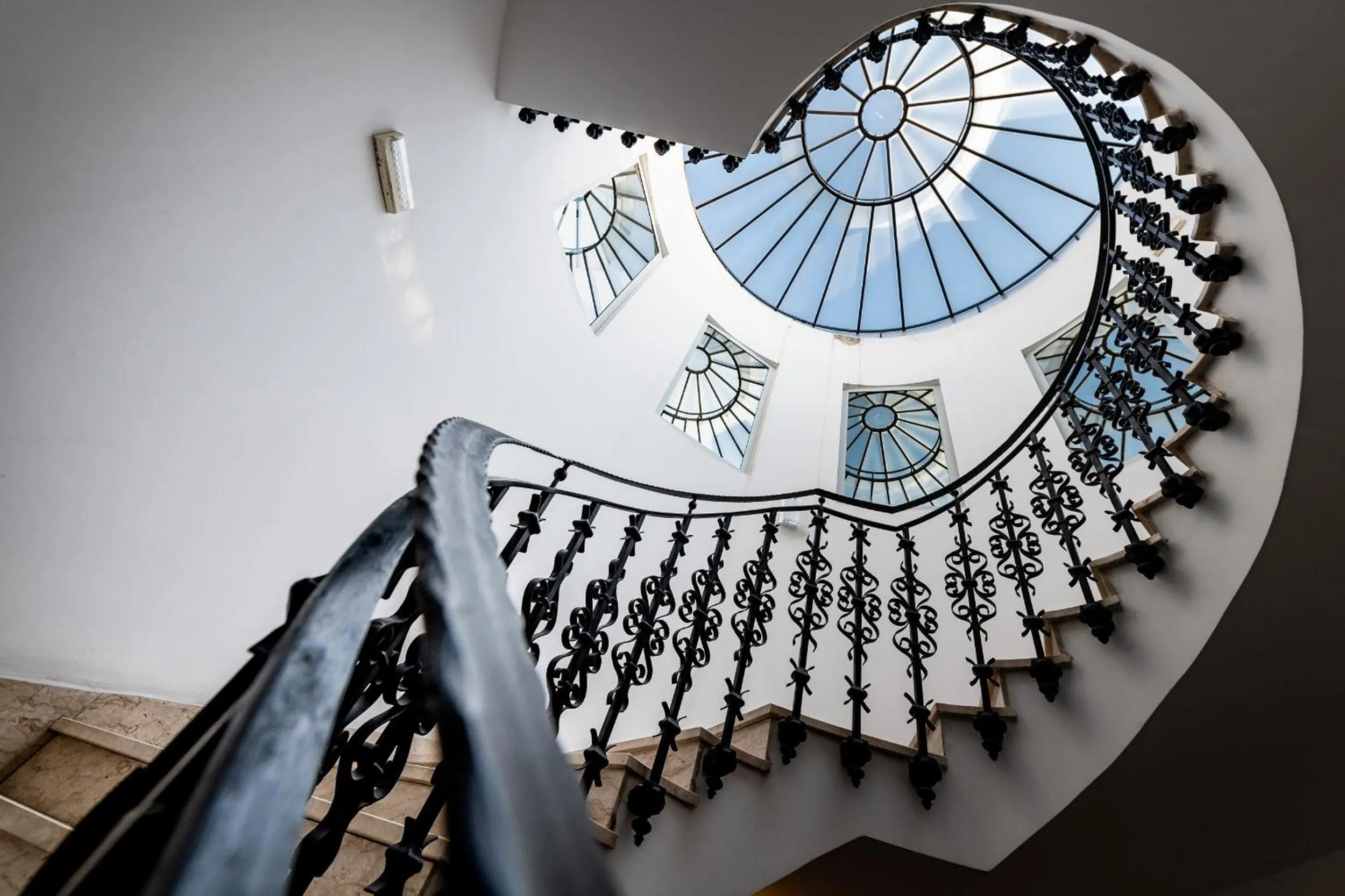 Inner courtyard view in Hotel Garibaldi