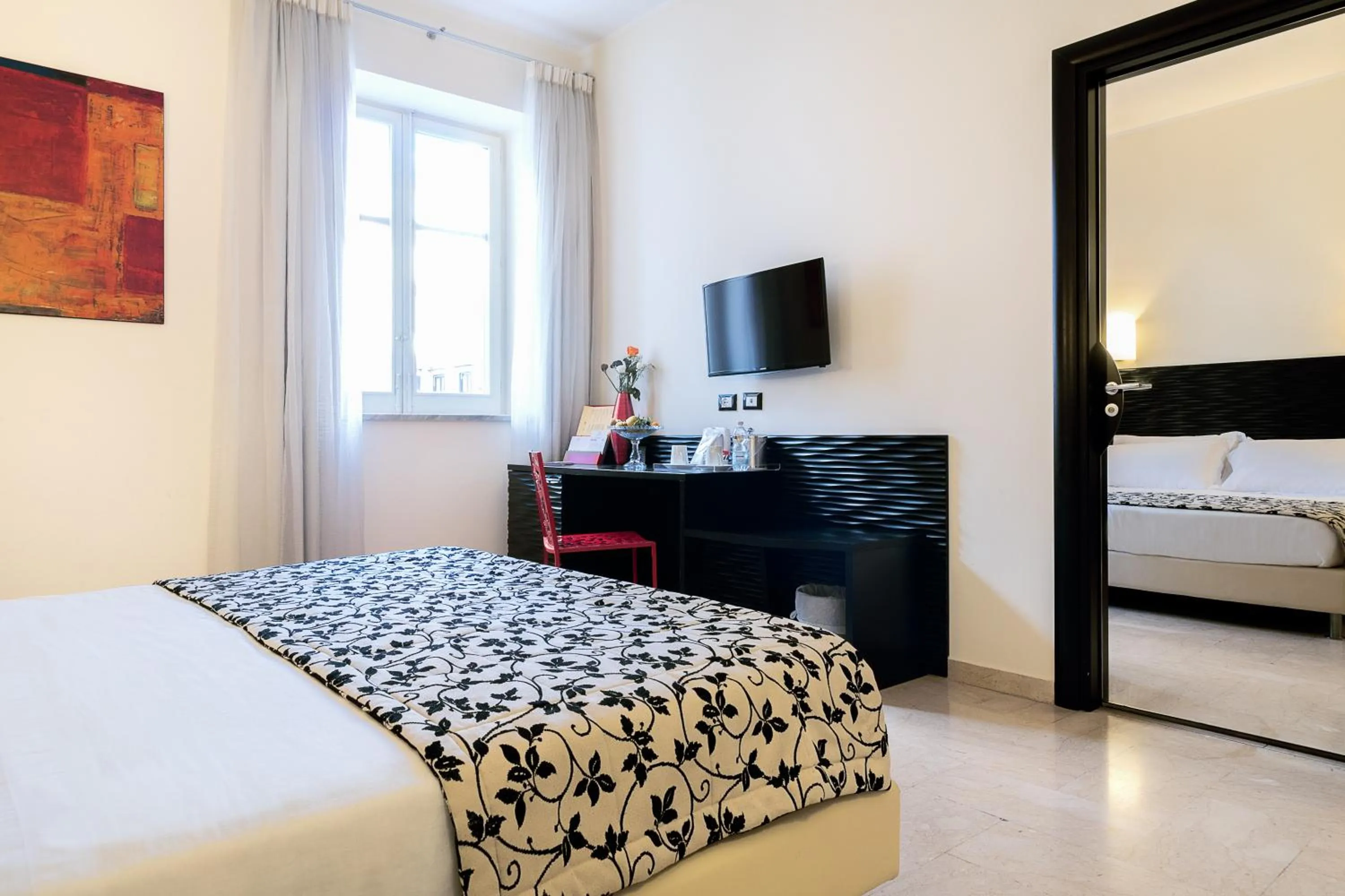 Bedroom, Bed in Hotel Garibaldi