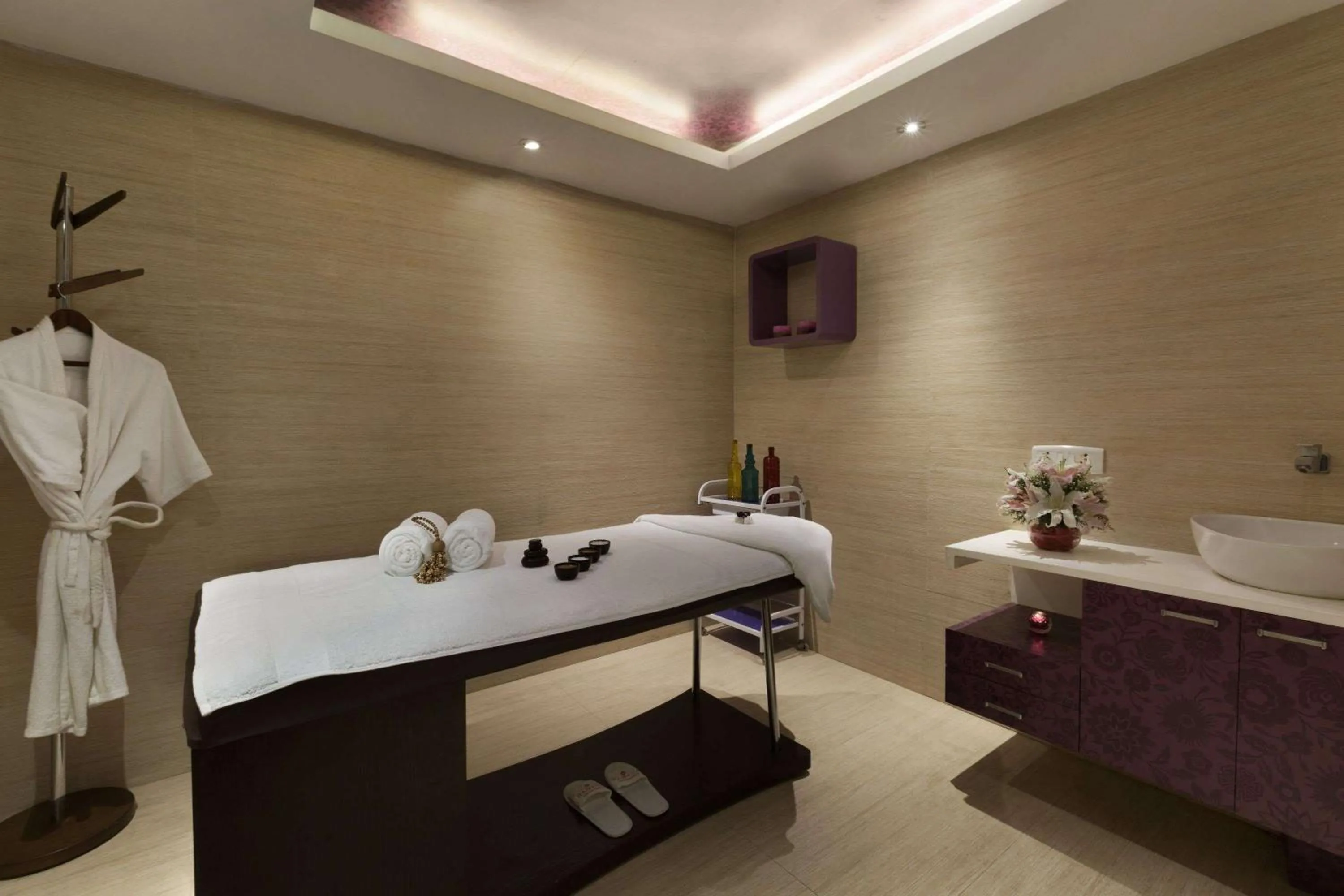 Spa and wellness centre/facilities in Ramada by Wyndham Chennai Egmore
