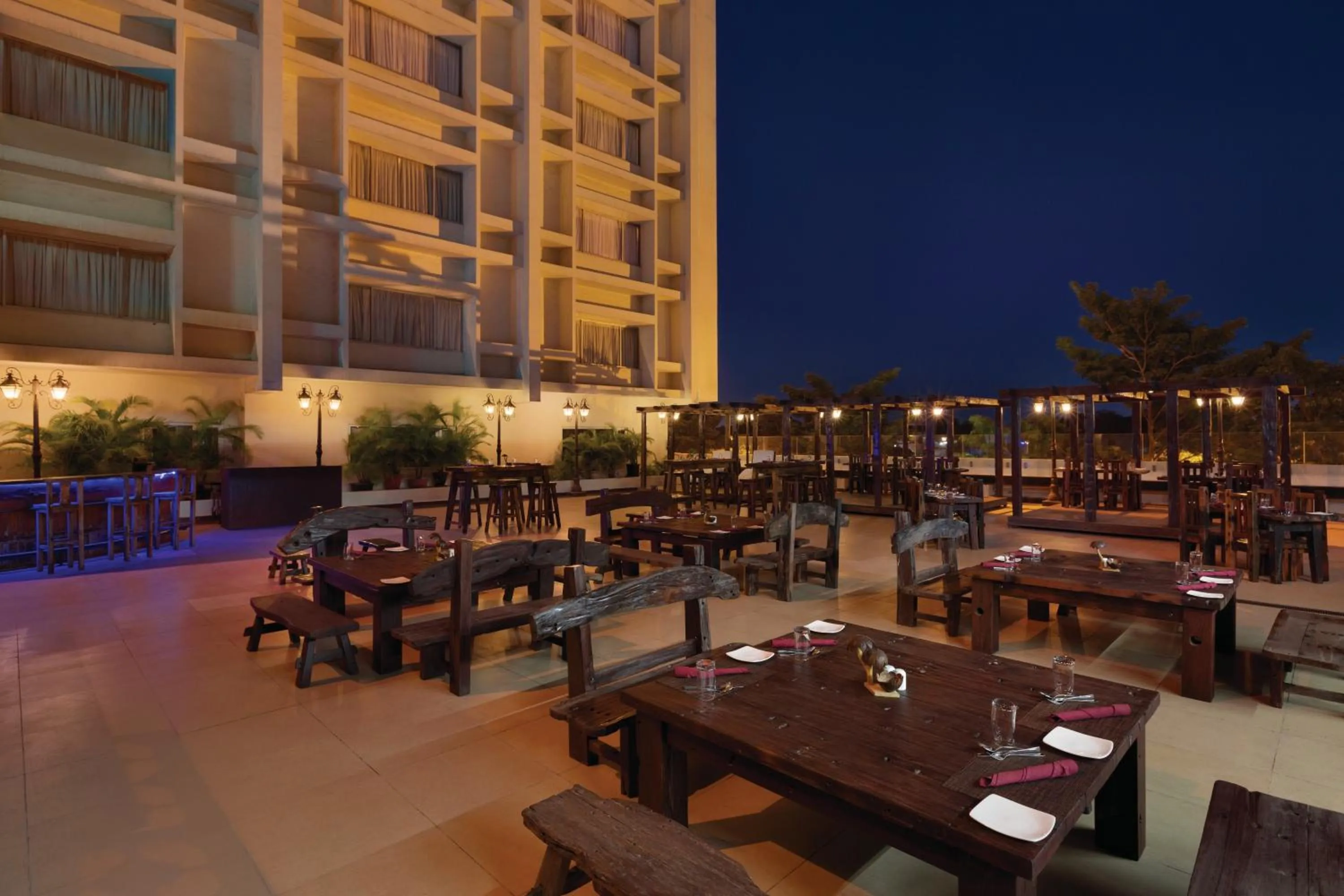 Restaurant/places to eat in Ramada by Wyndham Chennai Egmore