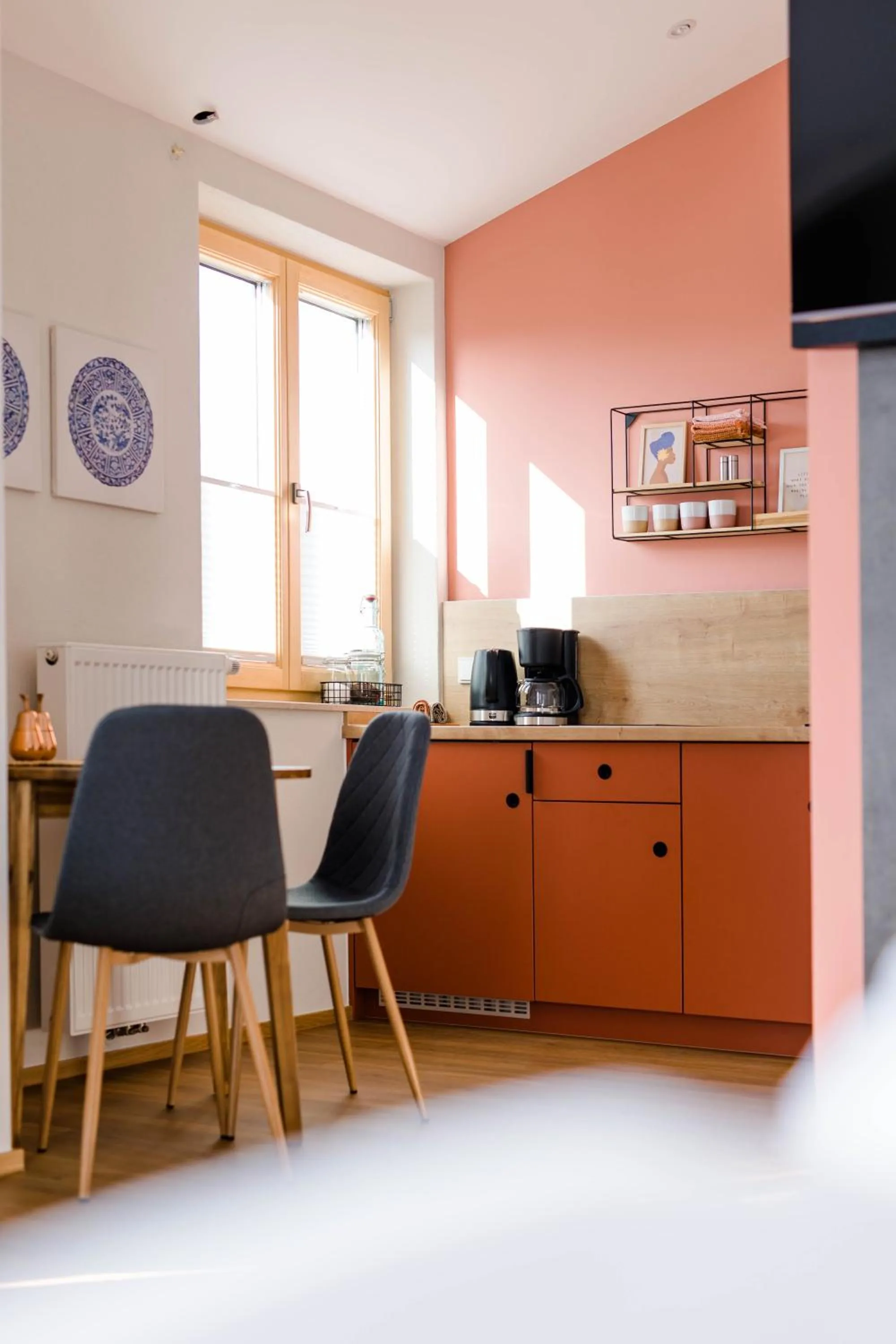 Kitchen or kitchenette in Stadthotel Freilassing