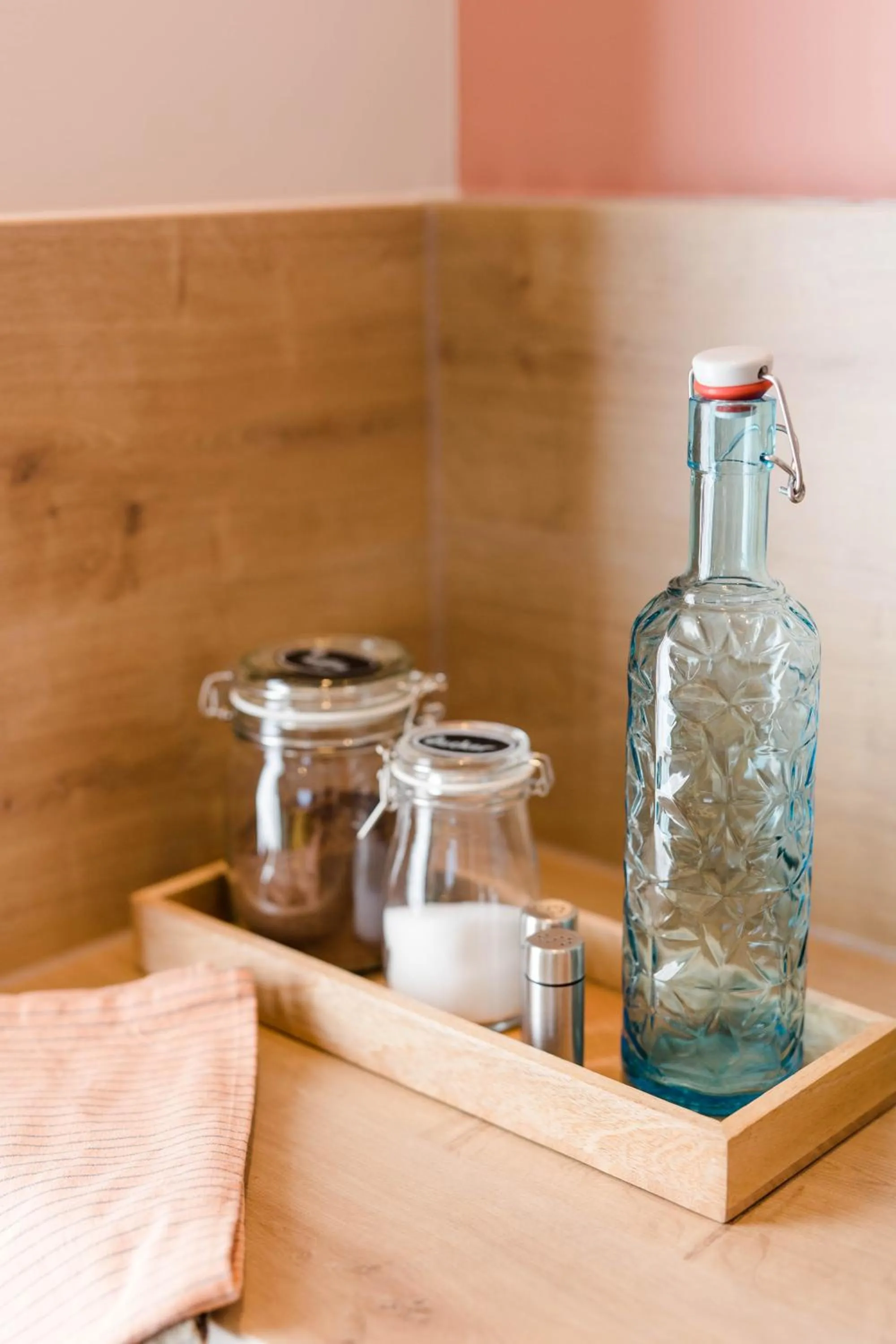 Kitchen or kitchenette in Stadthotel Freilassing