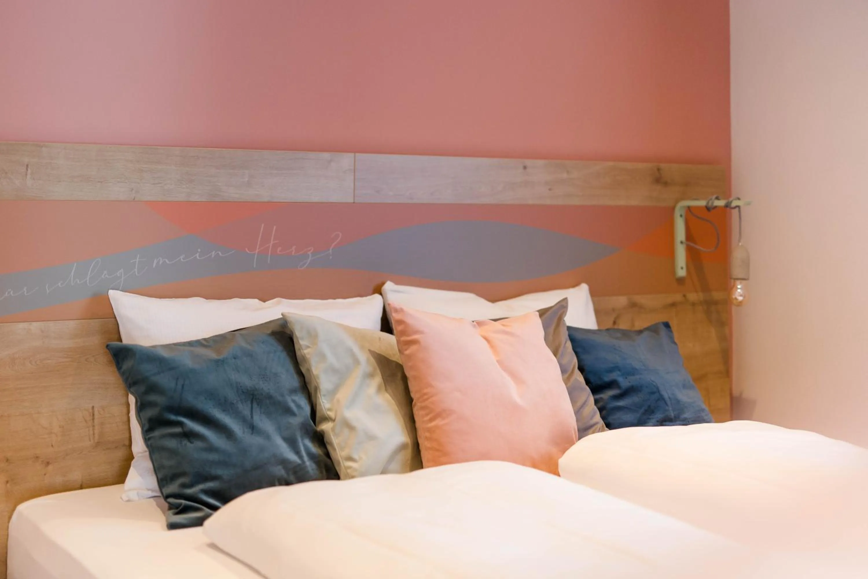 Bed in Stadthotel Freilassing