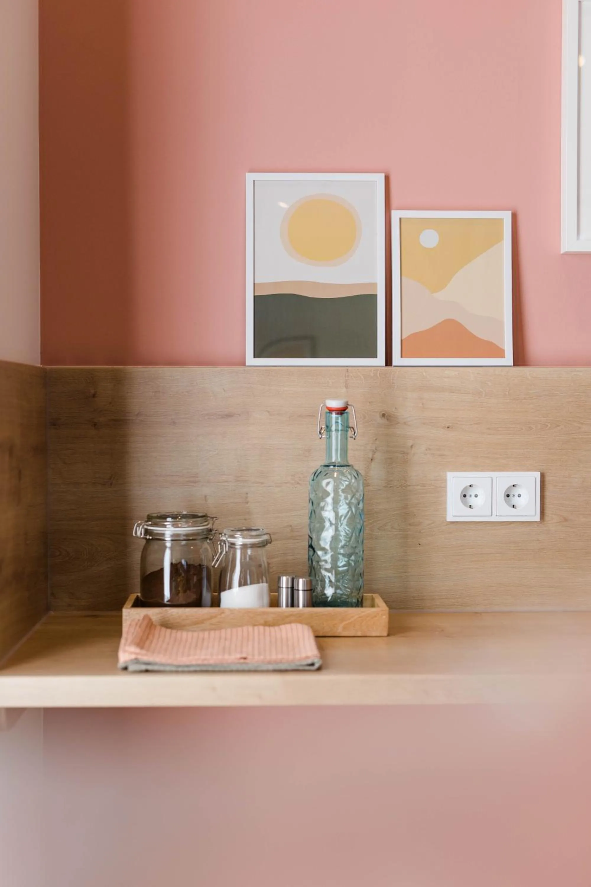 Kitchen or kitchenette in Stadthotel Freilassing