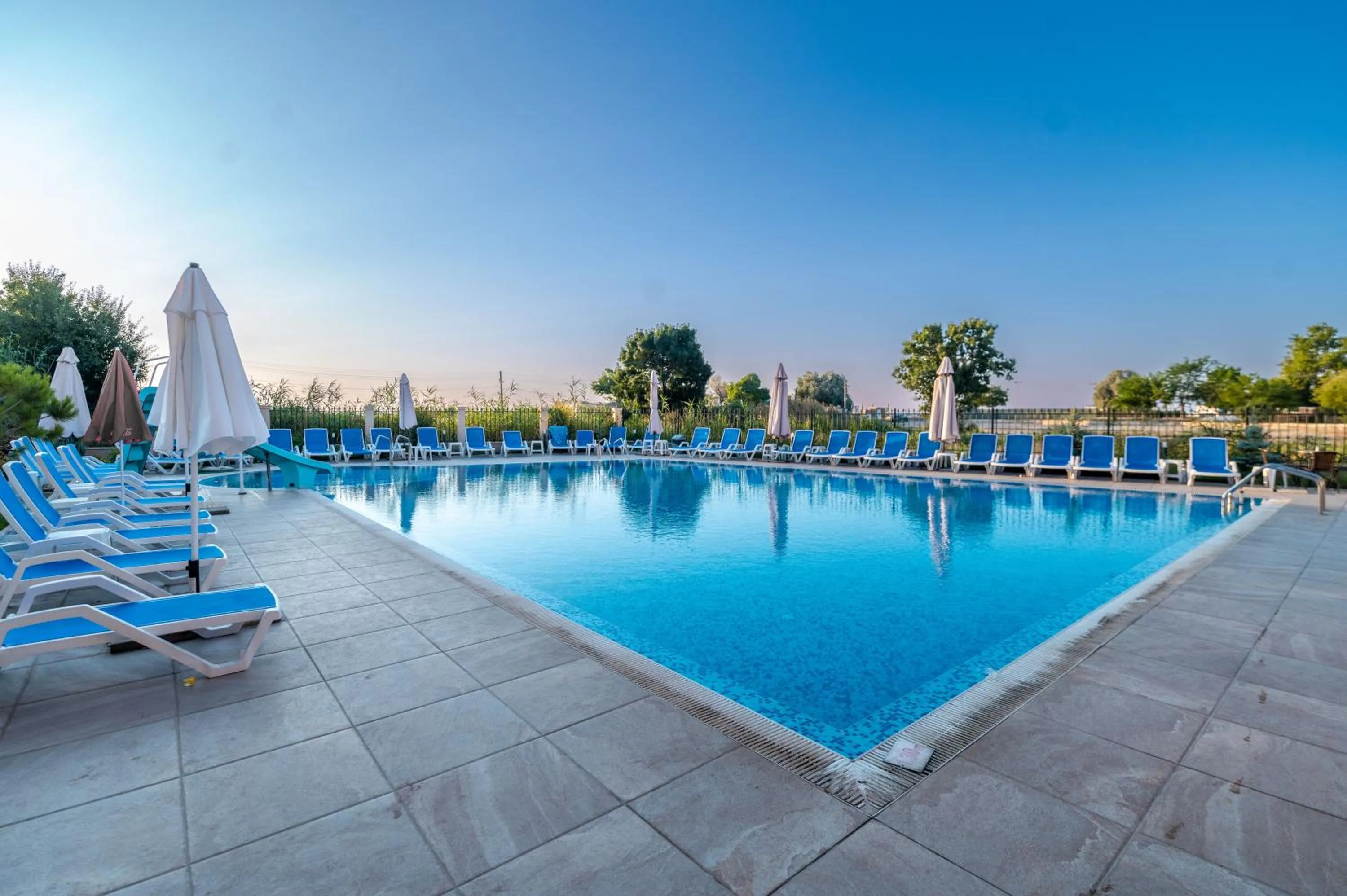 Day in Veramar Hotel - All Inclusive & Free Beach