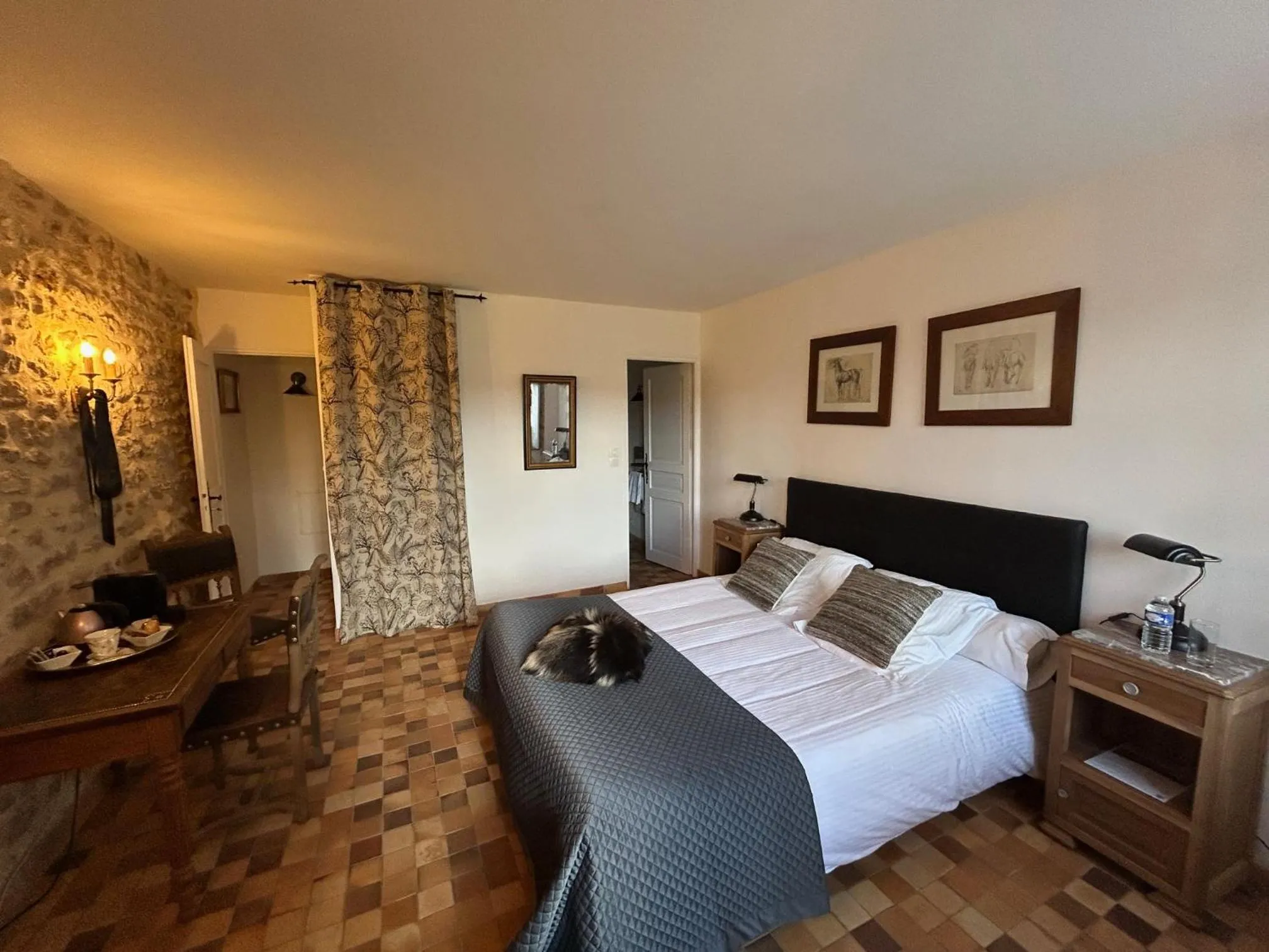 Bed in Le Vieux Chateau