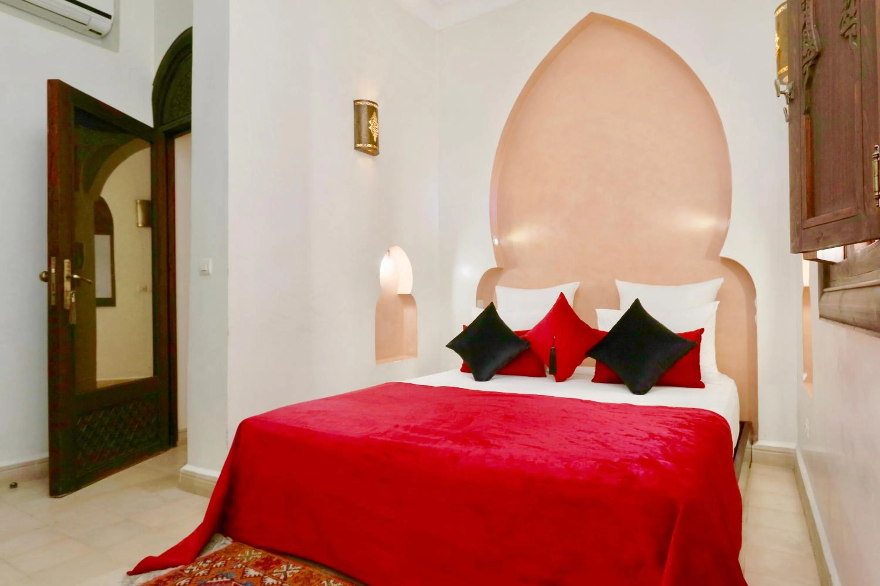 Photo of the whole room in Dar Pamella