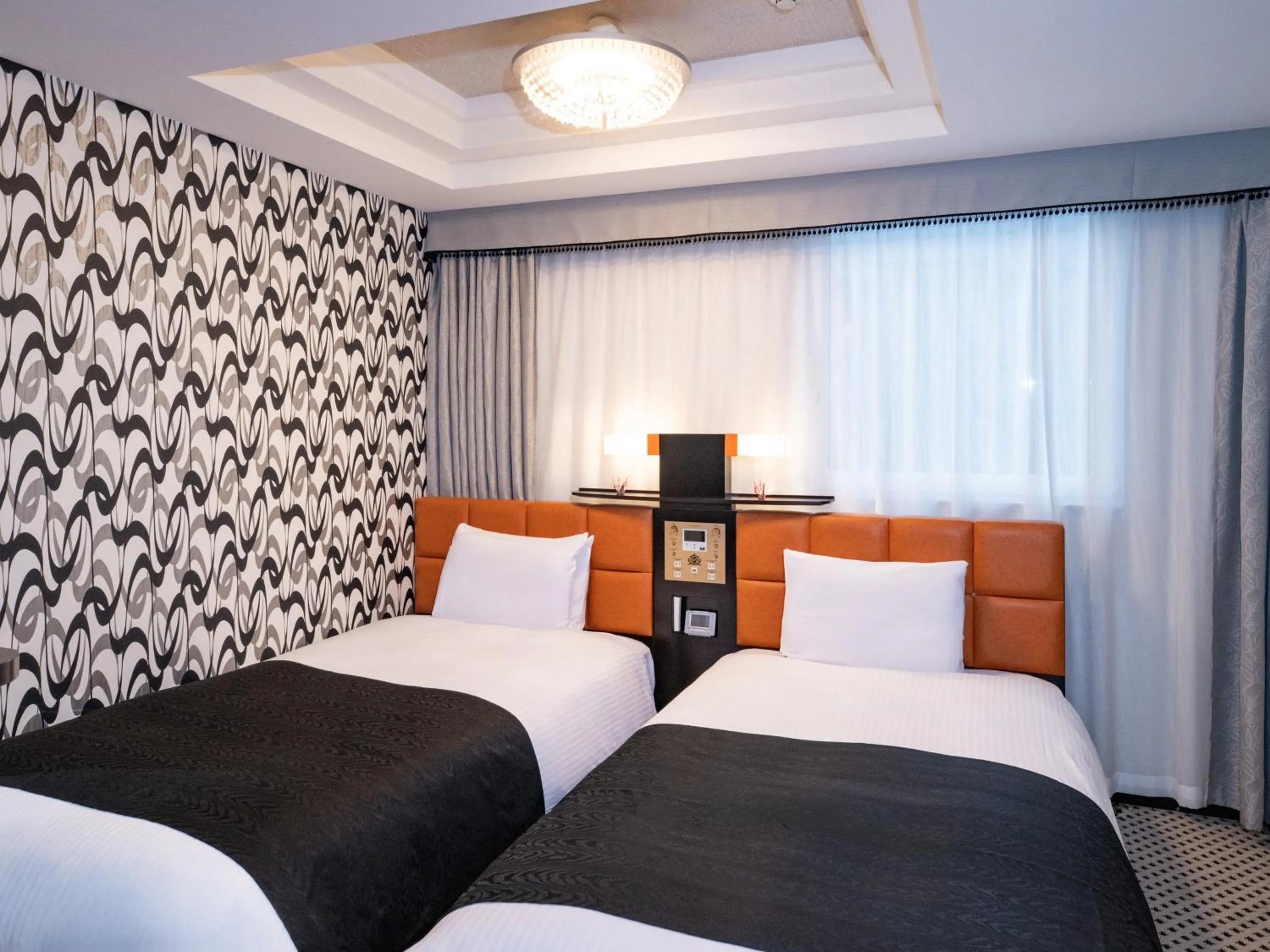 Photo of the whole room, Bed in APA Hotel PRIDE Akasaka Kokkaigijidomae