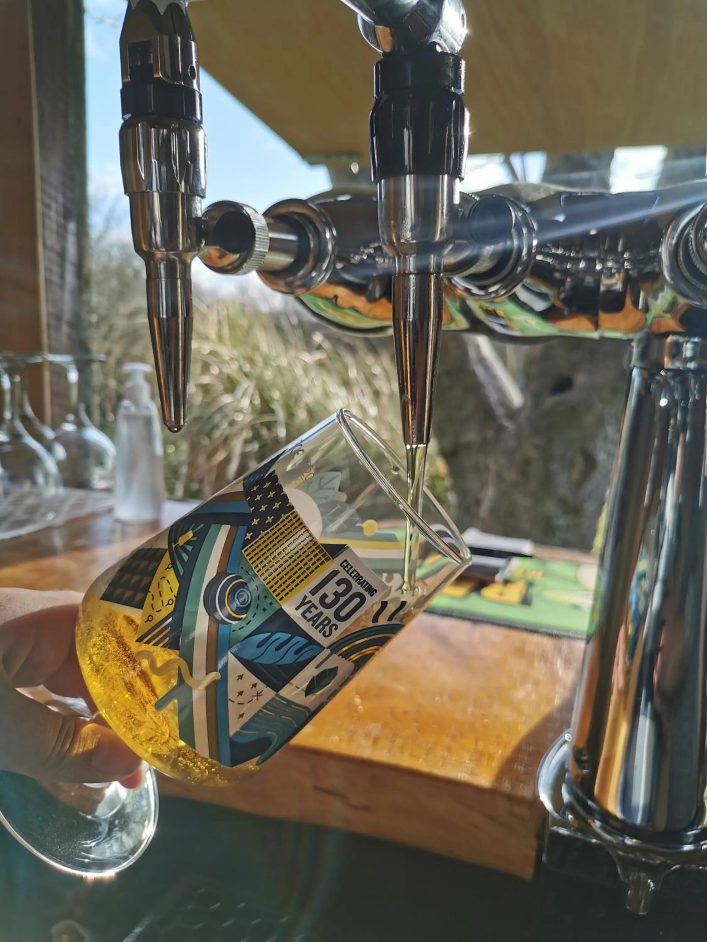 Lounge or bar in The Cornishman Inn