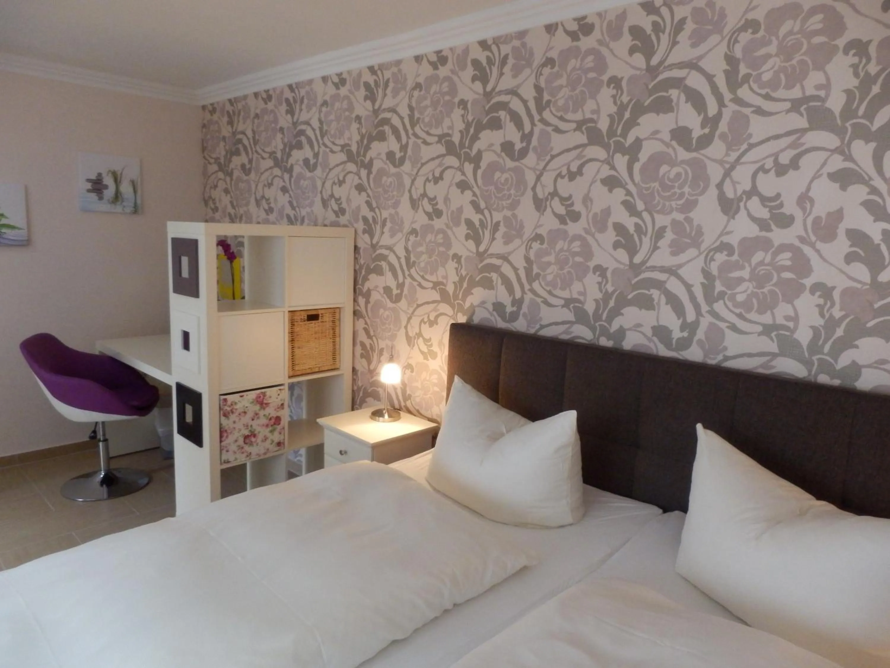 Bedroom, Bed in Design Apartments Bremen