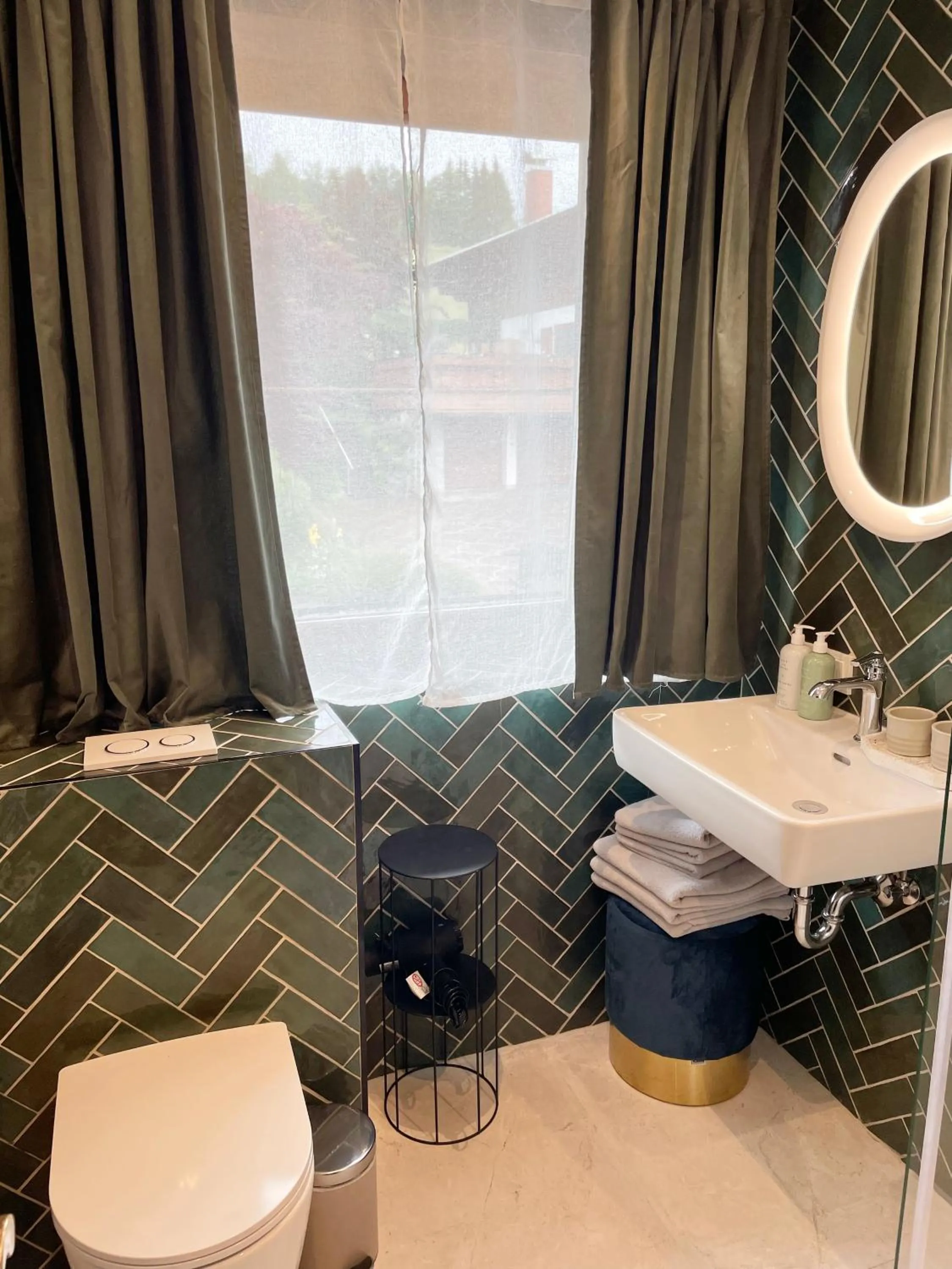 Shower in VILLA OXA - Boutique Design Hotel