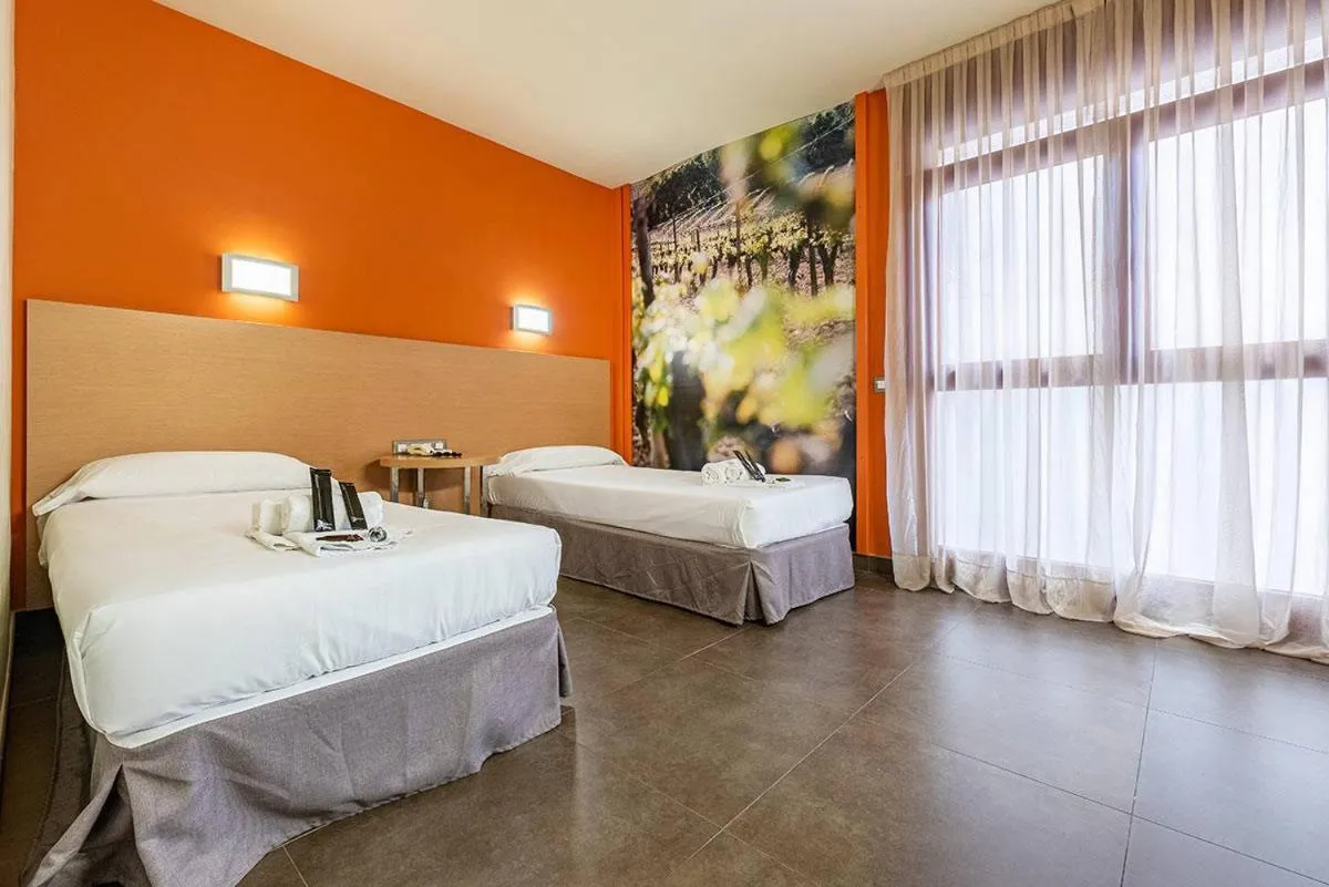 Bed in Hotel Pere III El Gran