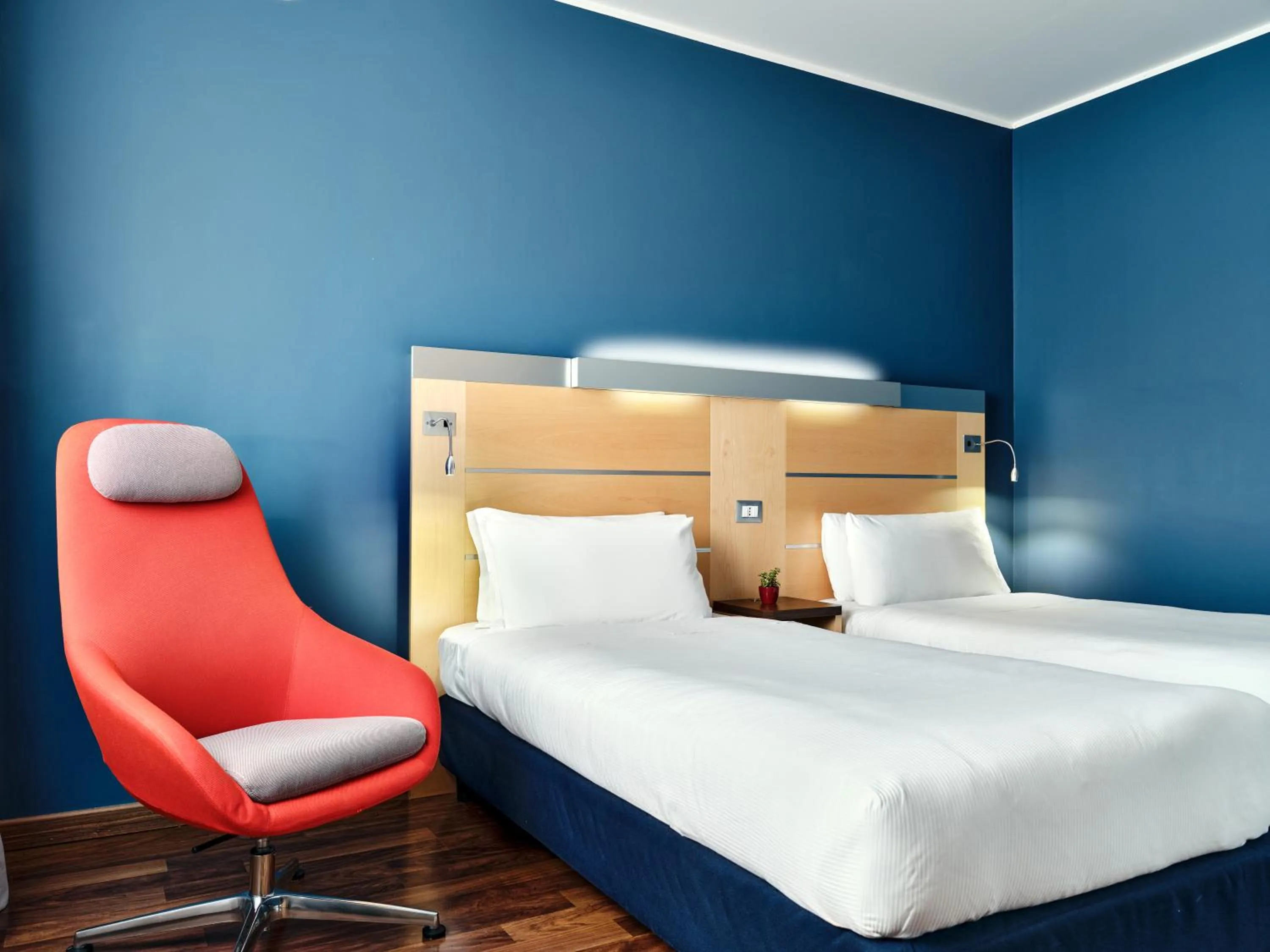 Bedroom, Bed in Holiday Inn Express Milan-Malpensa Airport by IHG