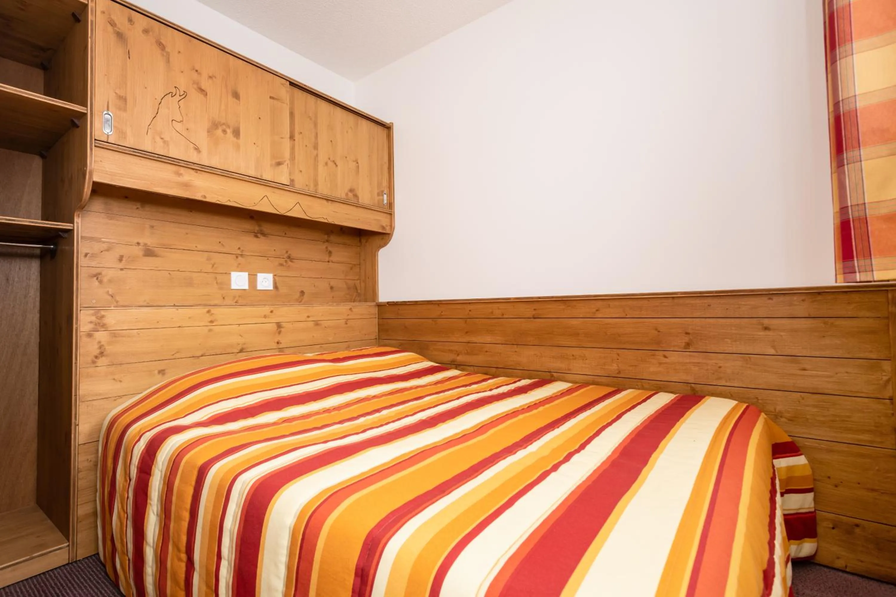 Bed in Résidence Le Chamois d'Or