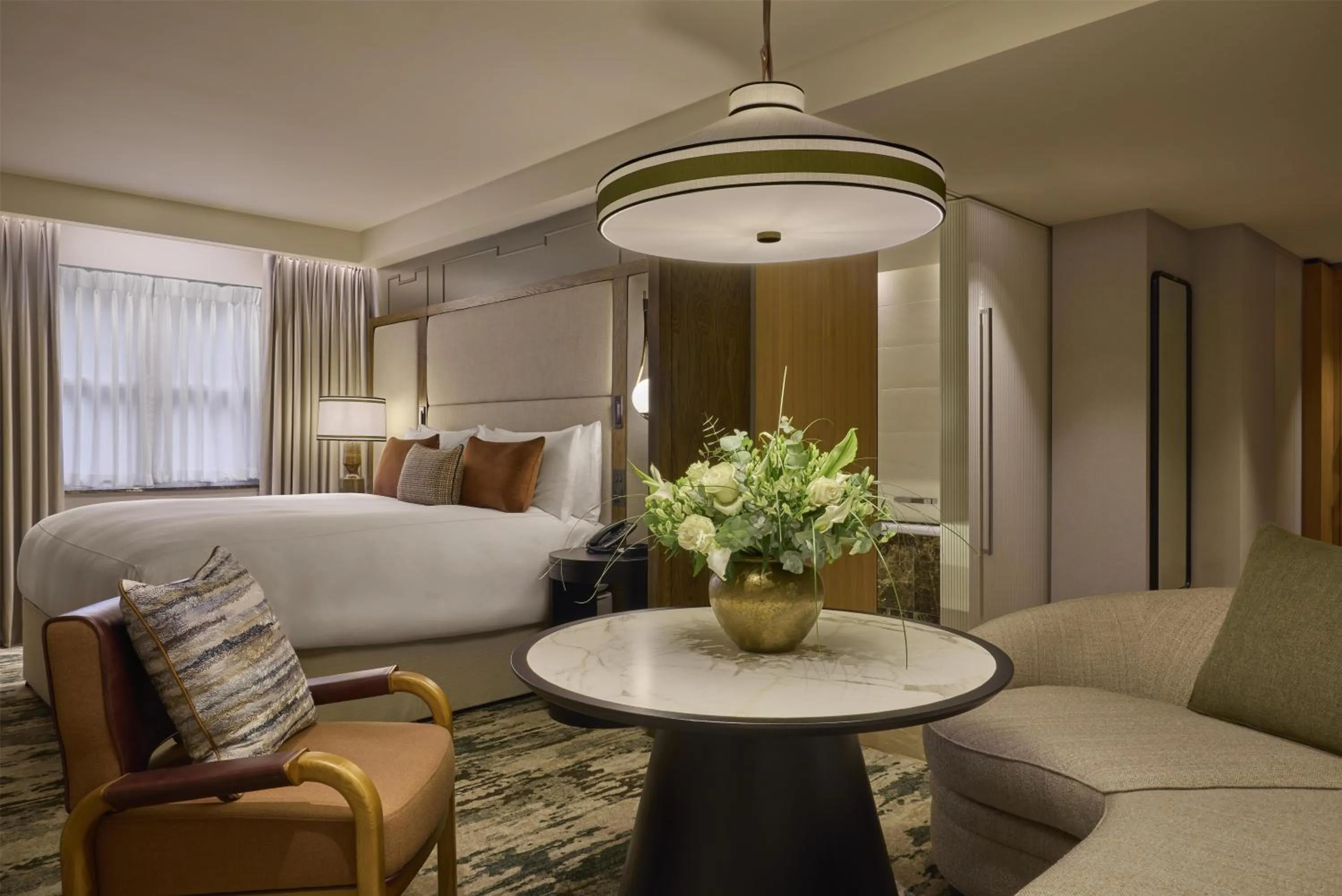 Living room, Bed in Conrad London St James