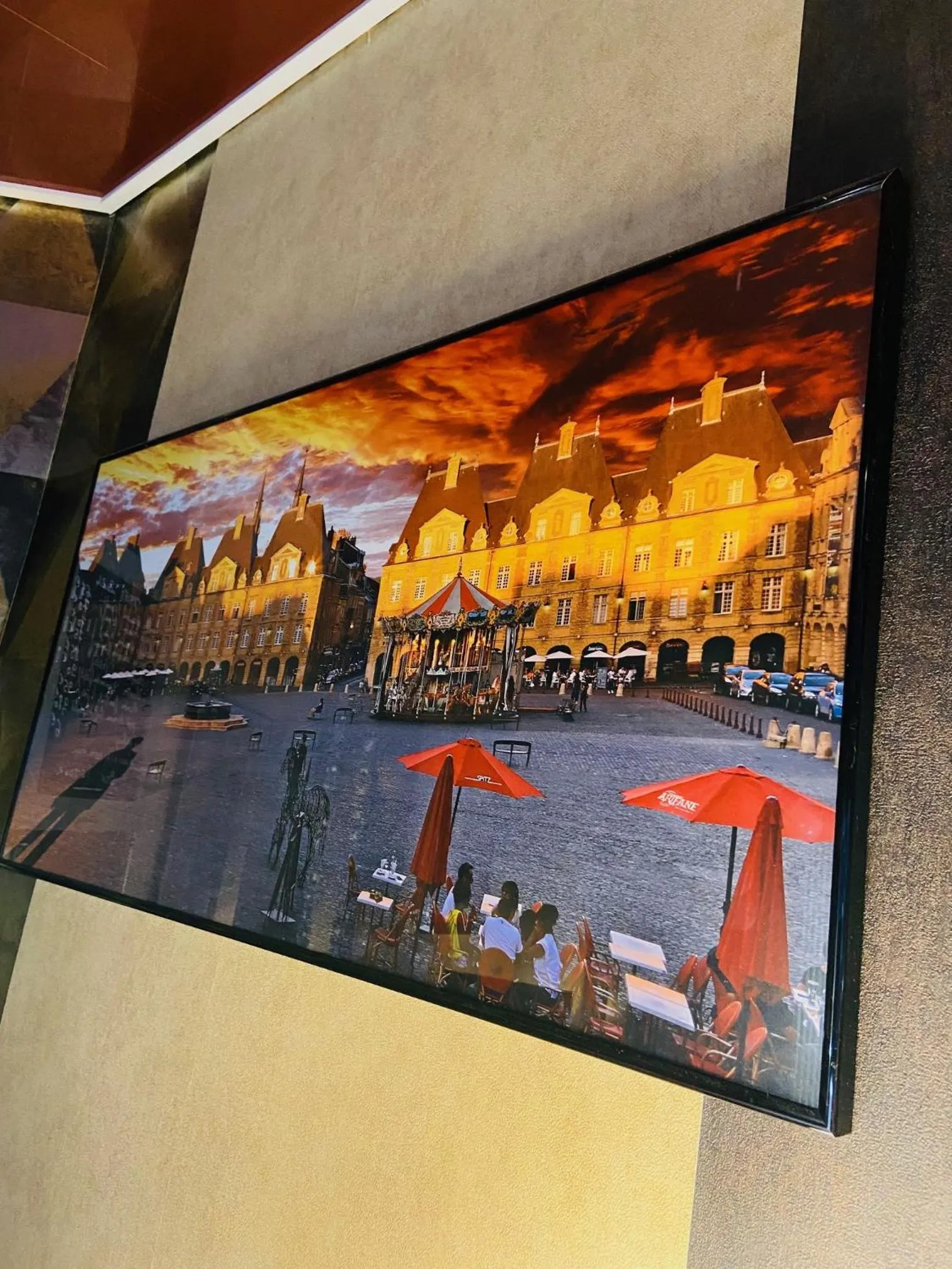 Decorative detail in Hotel Le Pelican