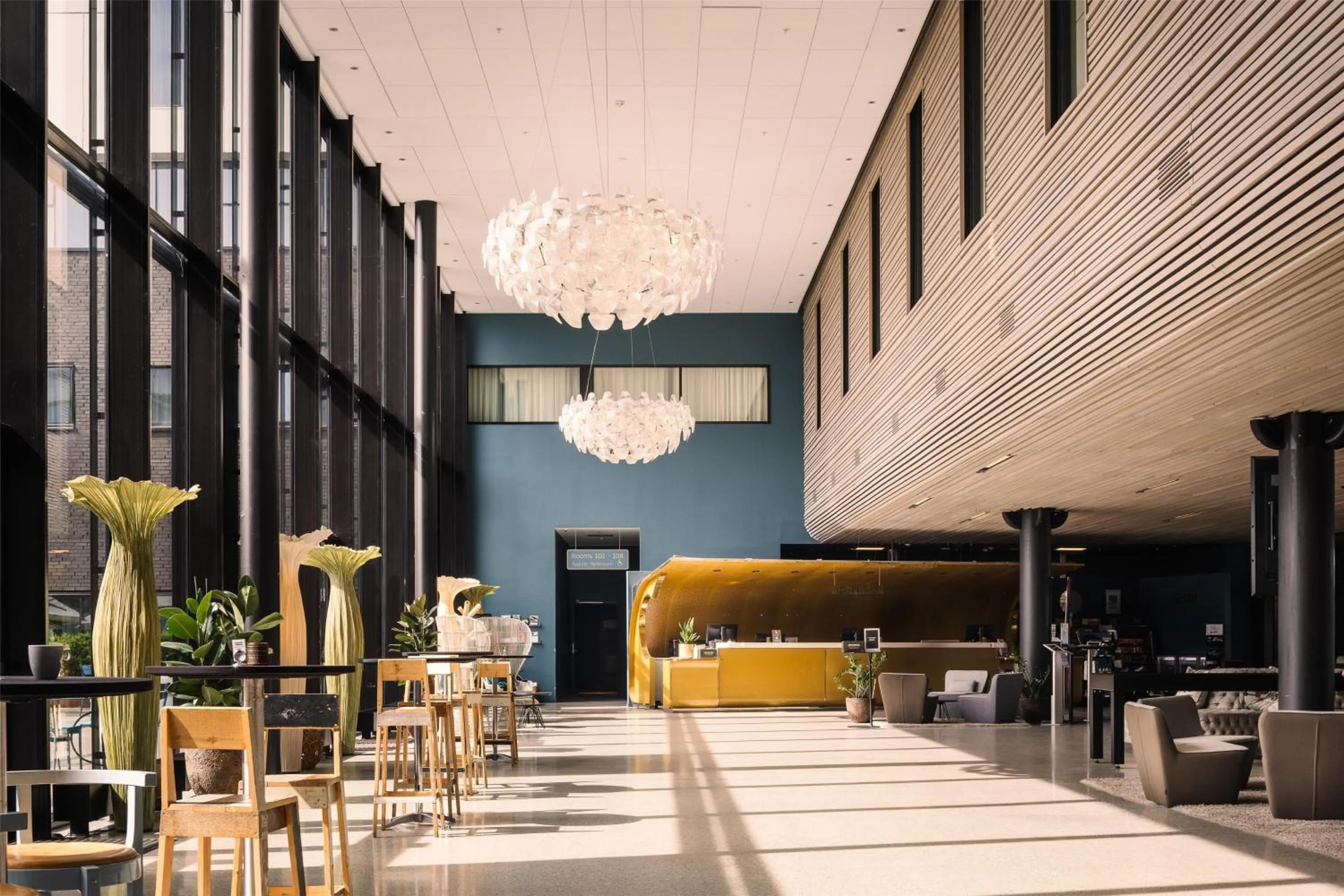 Lobby or reception in Scandic Fornebu