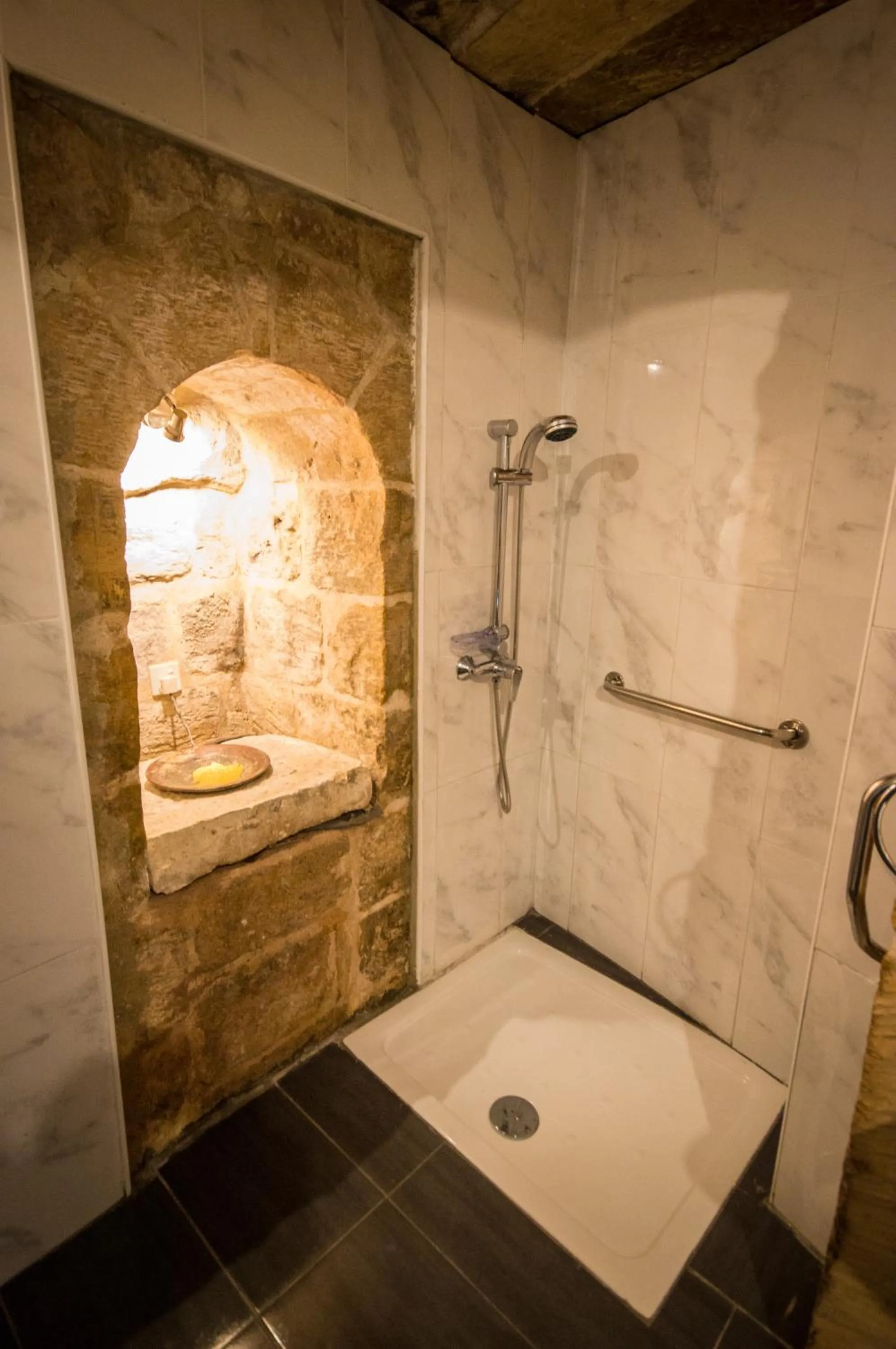 Bathroom in The Burrow Guest House