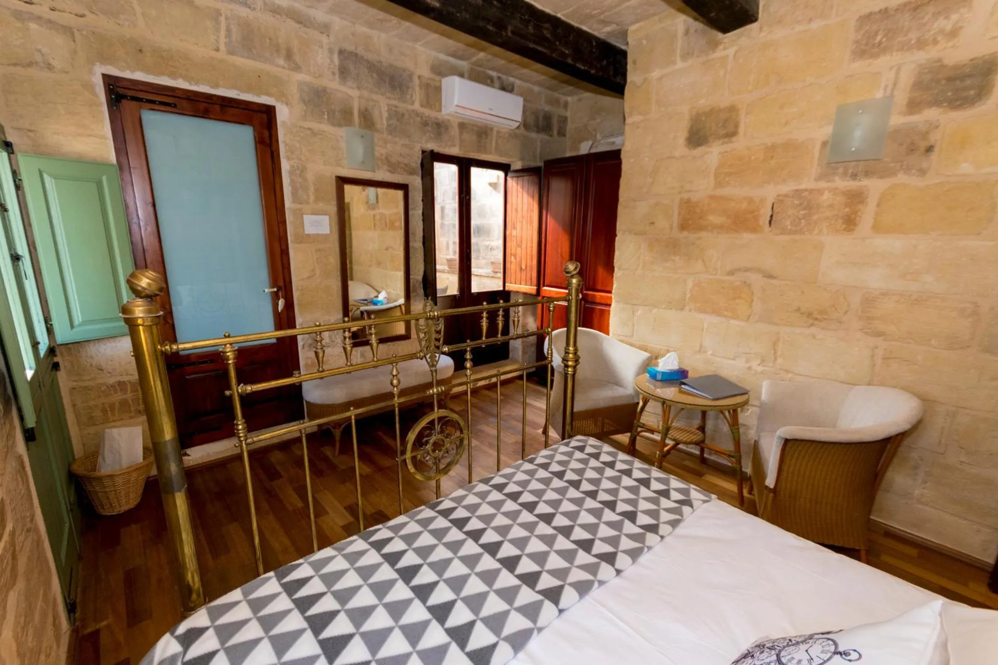 Bedroom, Bed in The Burrow Guest House