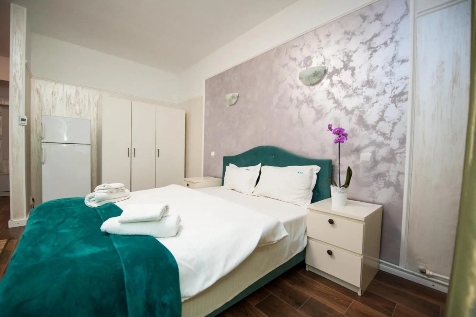 Bed in SIA Residence