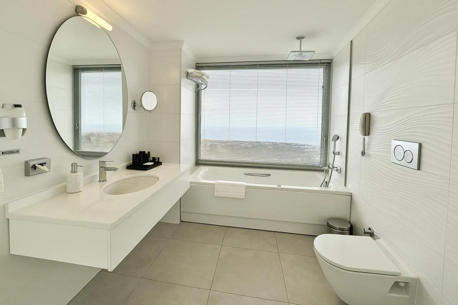 Bathroom in Ramada by Wyndham Tekirdağ