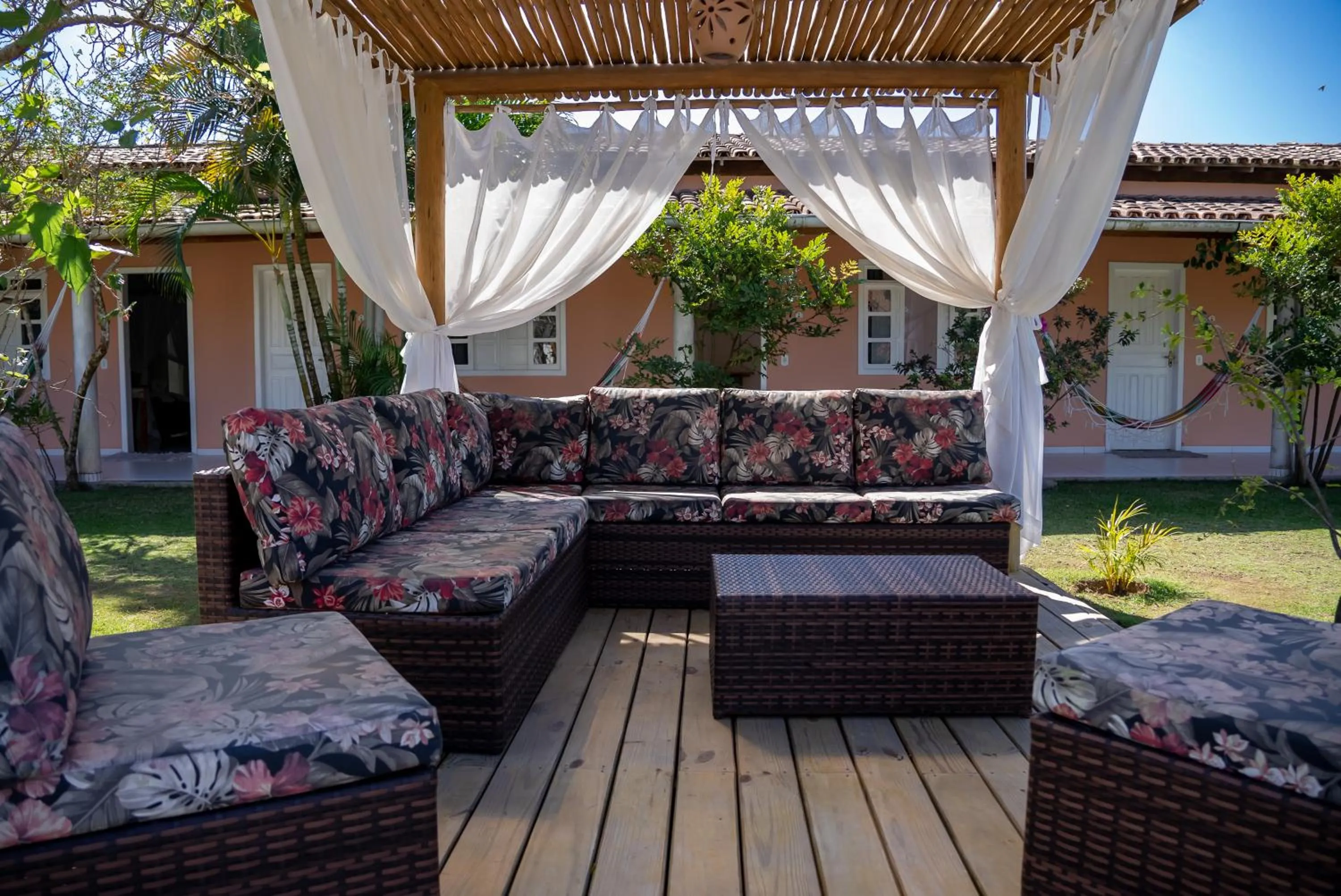 Seating area in Pousada Recanto Trancoso