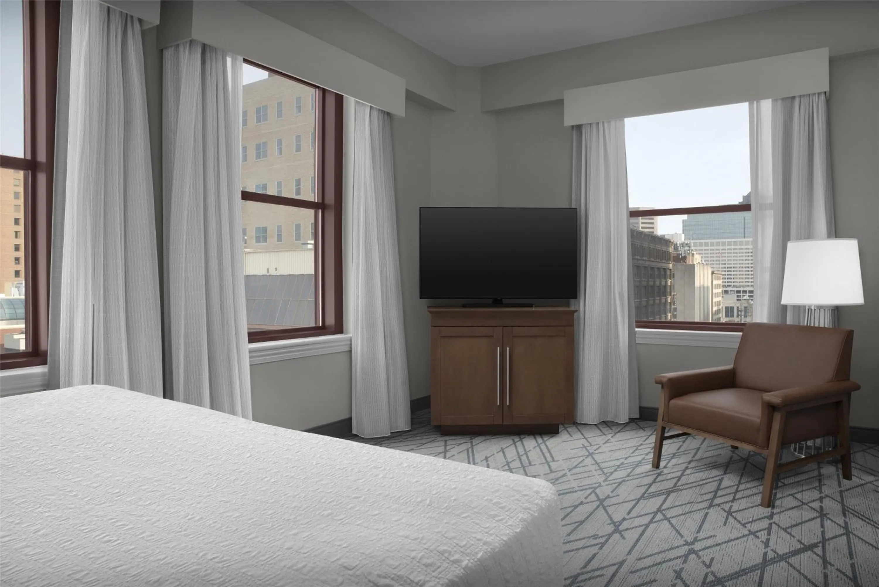 Bed in Hampton Inn Indianapolis Downtown Across from Circle Centre