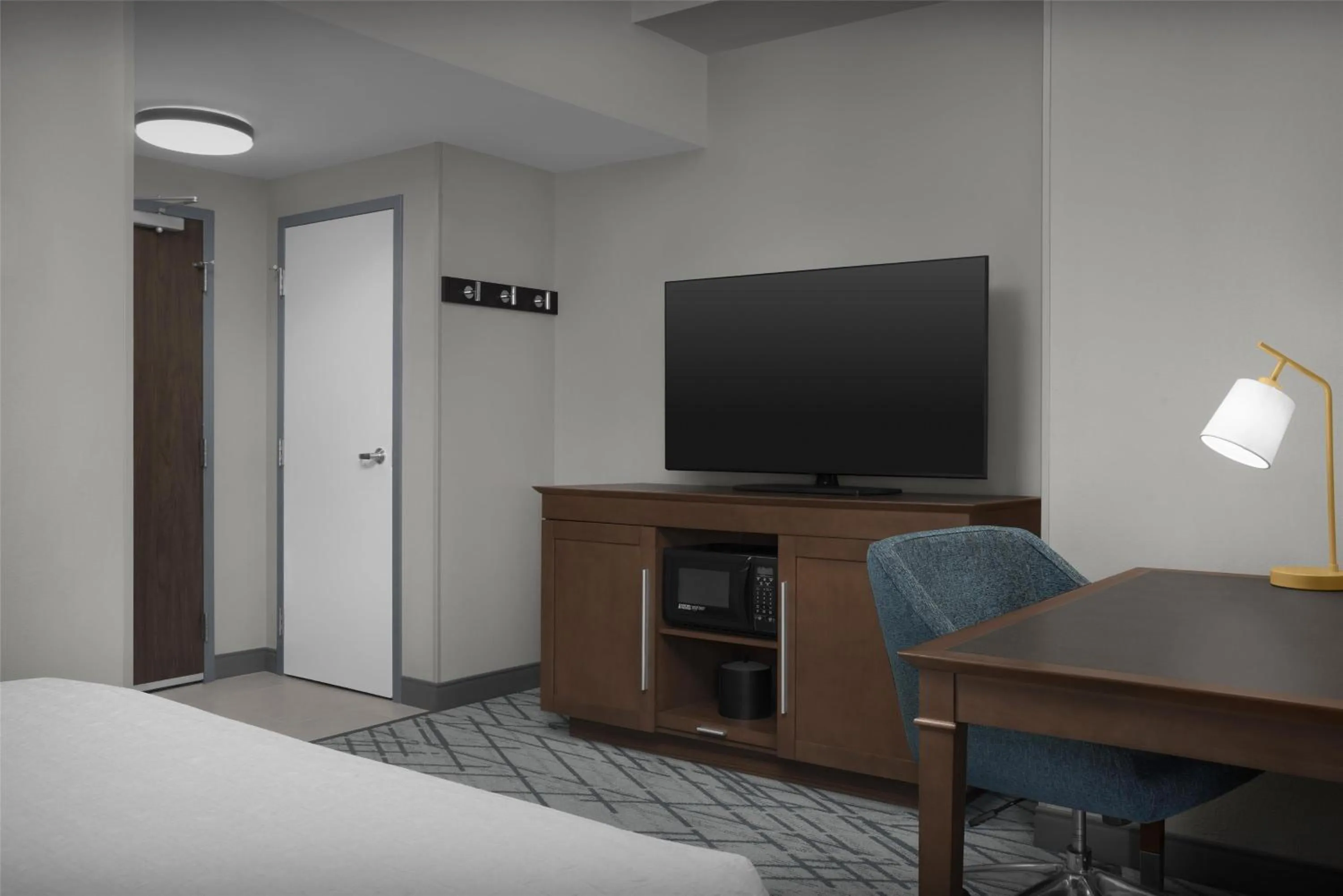 Bedroom, Bed in Hampton Inn Indianapolis Downtown Across from Circle Centre