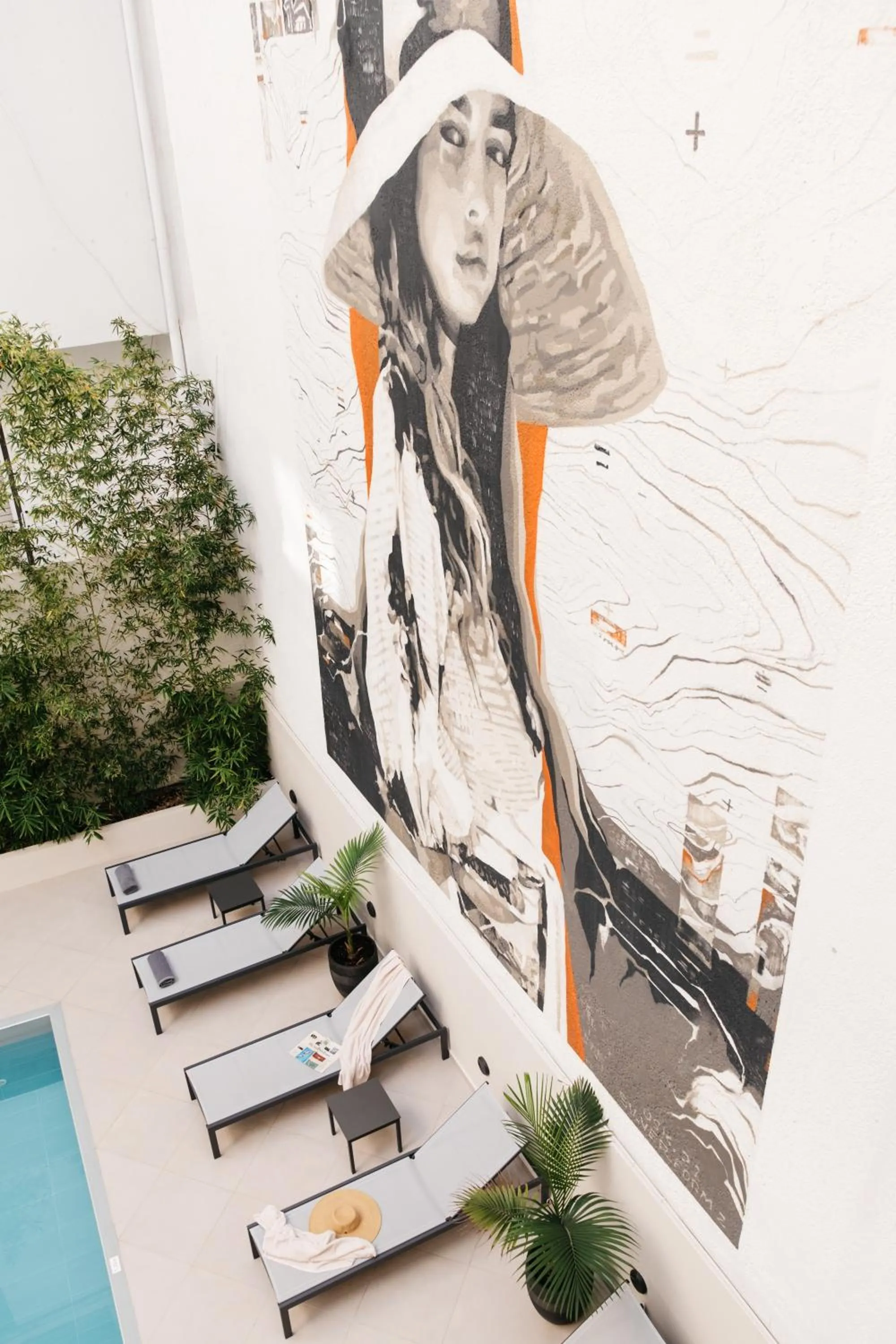 Swimming pool in The City Hotel & Suites