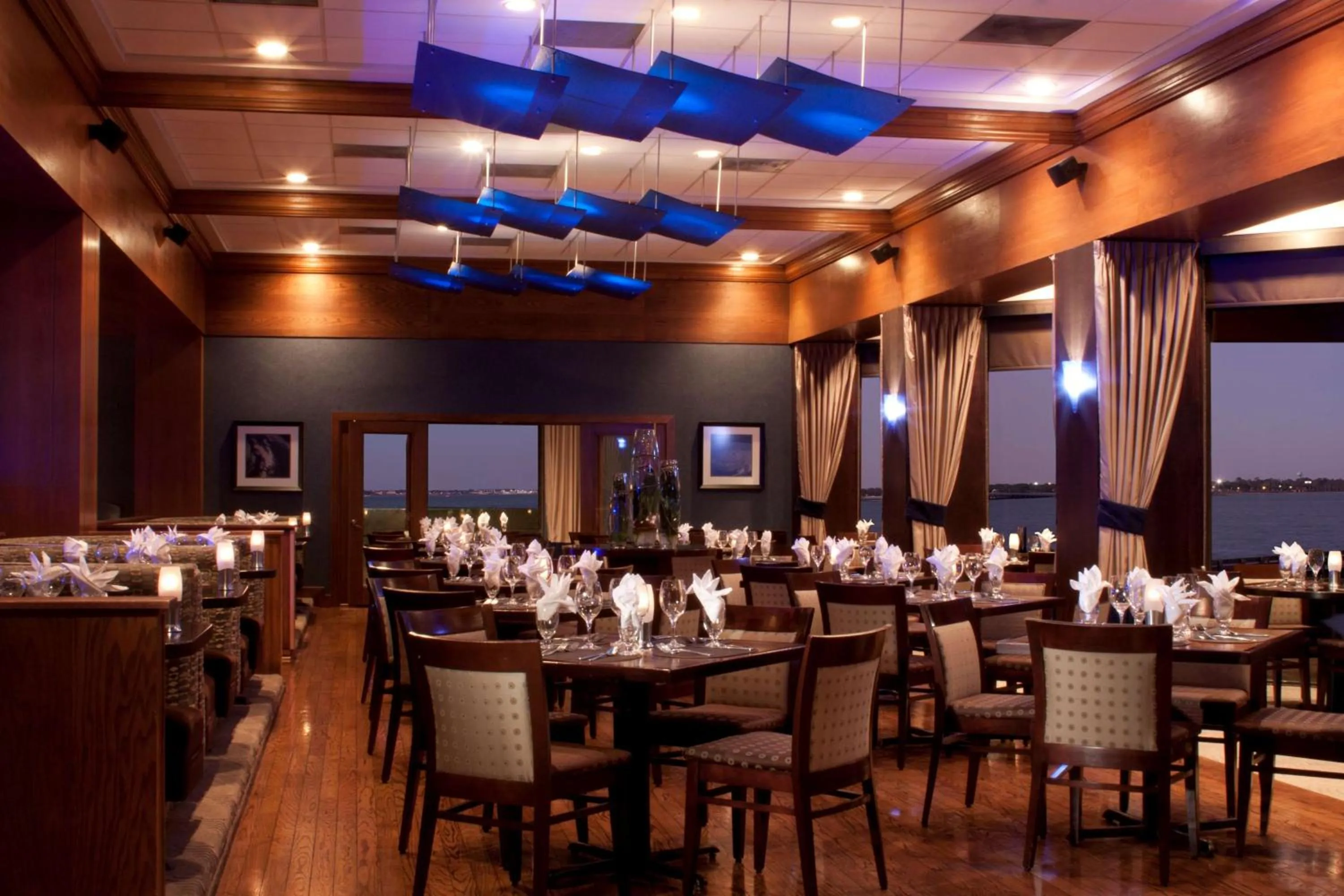 Restaurant/places to eat in Hilton Houston NASA Clear Lake