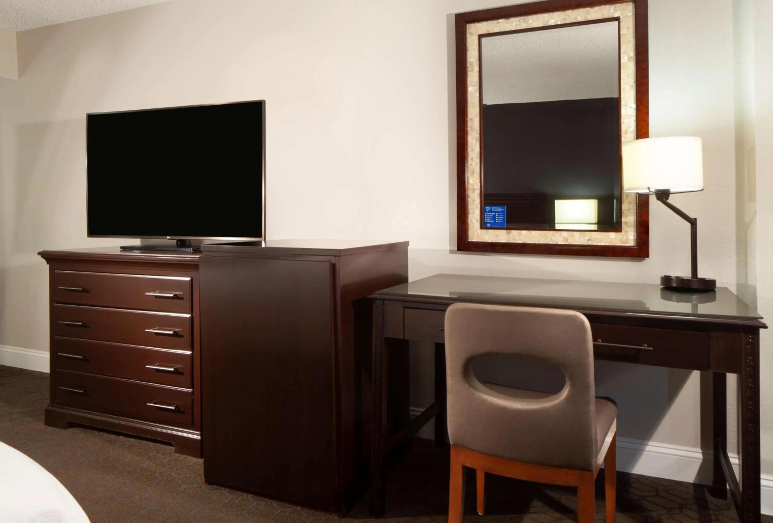 Bedroom, Bed in Hilton Houston NASA Clear Lake