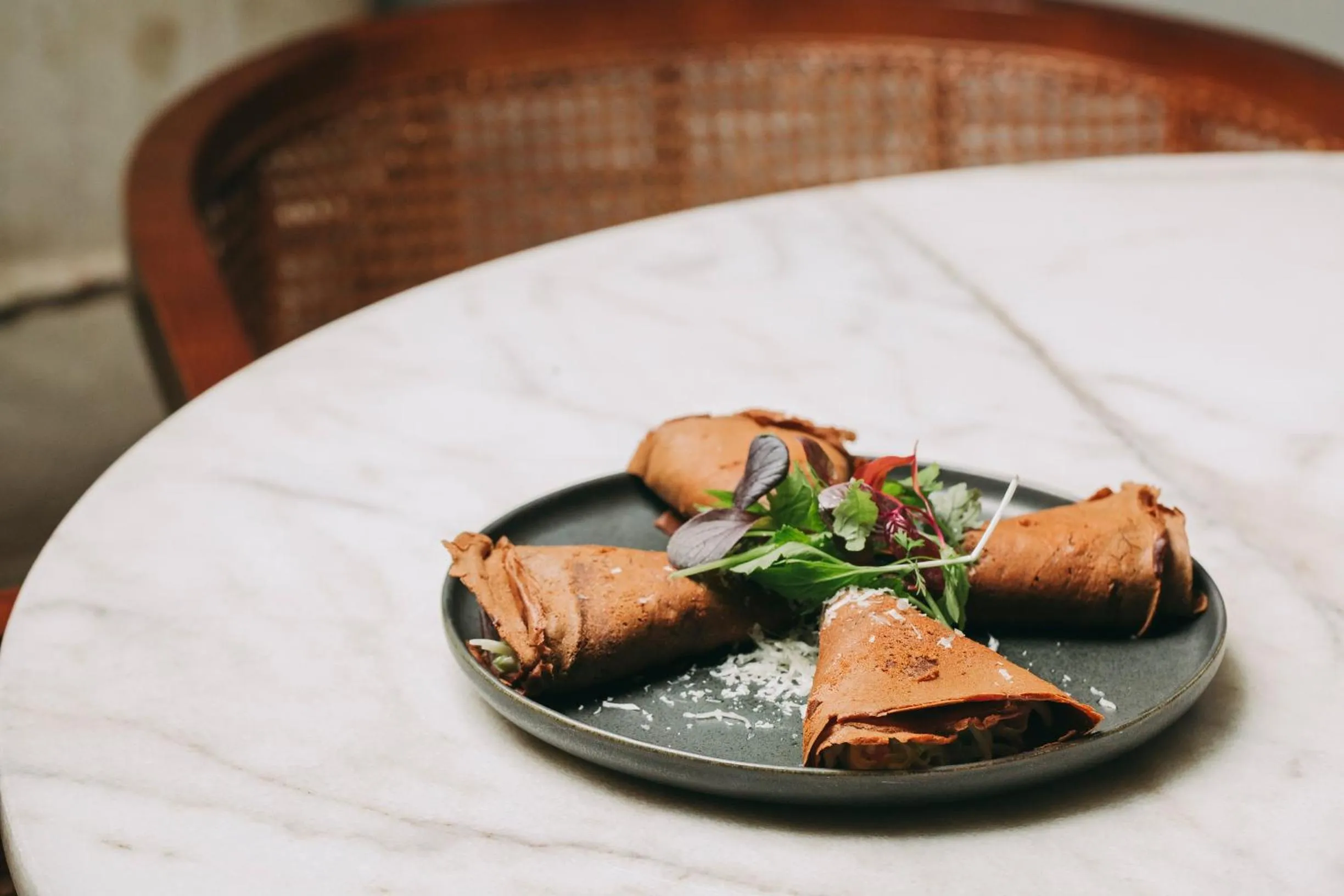 Restaurant/places to eat in Torel 1884 Suites & Apartments