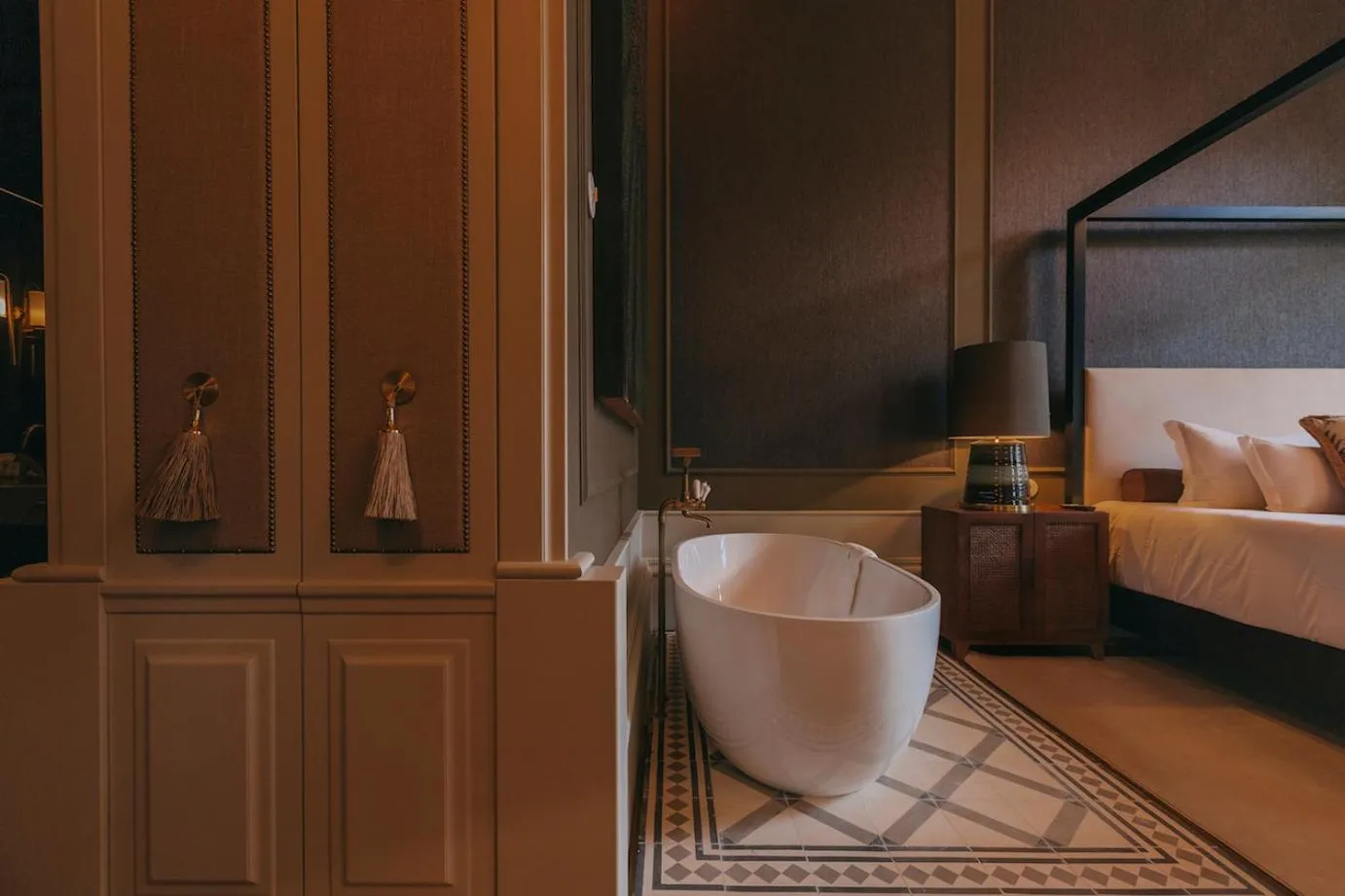 Bedroom, Bed in Torel 1884 Suites & Apartments