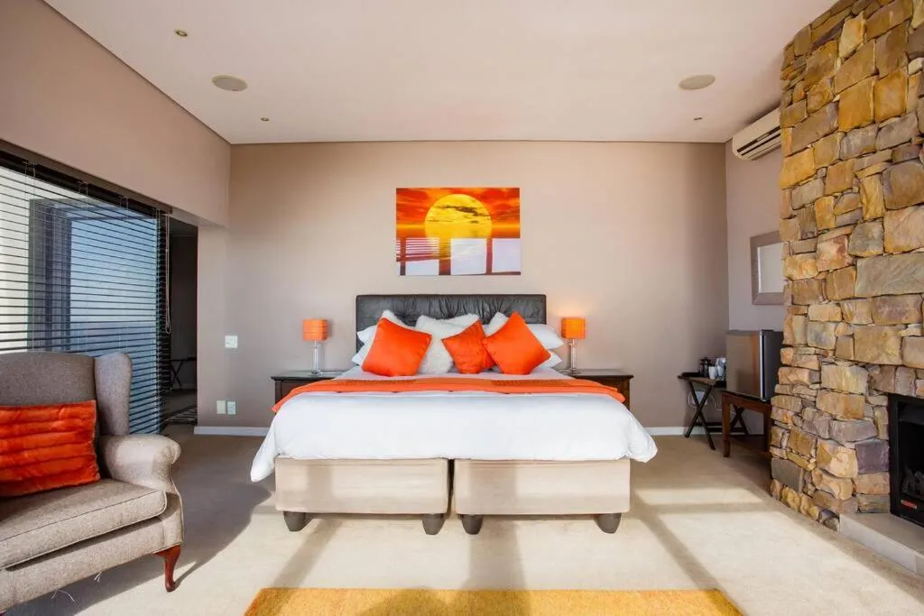 Bed in Aqua Terra Boutique Guesthouse - Simon's Town, Cape Town