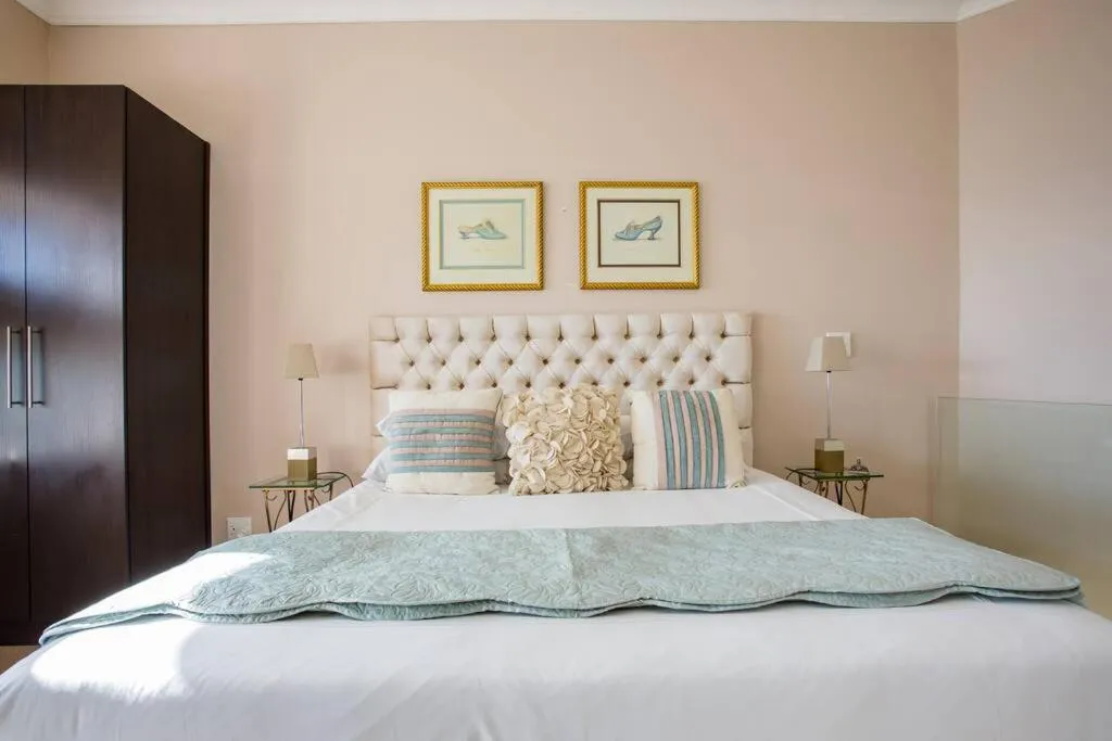 Bedroom, Bed in Aqua Terra Boutique Guesthouse - Simon's Town, Cape Town