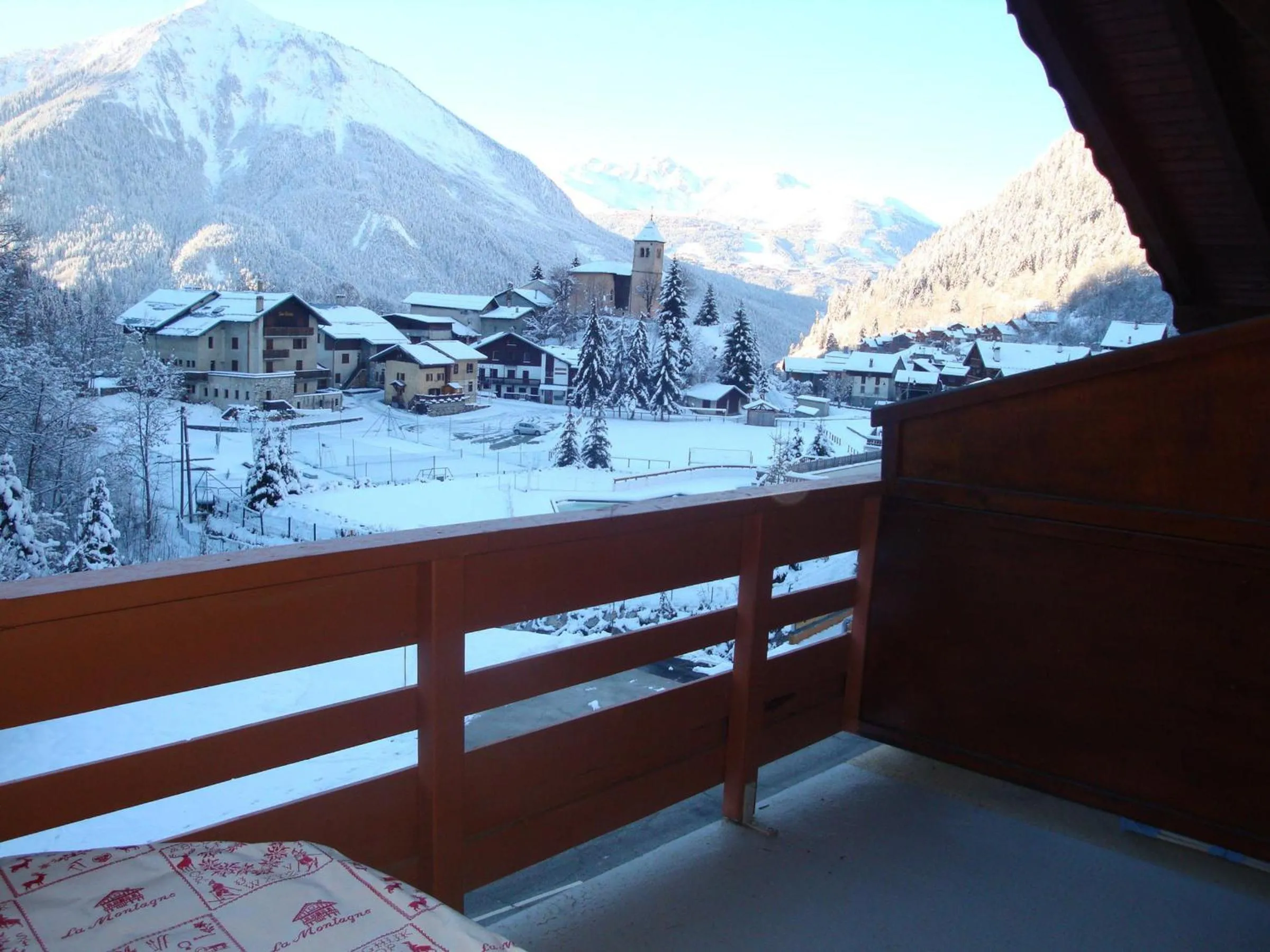 Studio mezzanine à Champagny, 4 pers, balcon sud - FR-1-464-17
