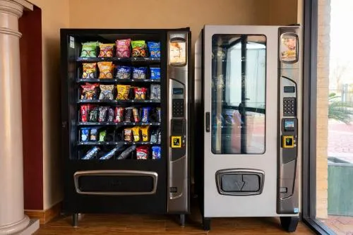 Red Roof Inn & Suites Houston- Hobby Airport