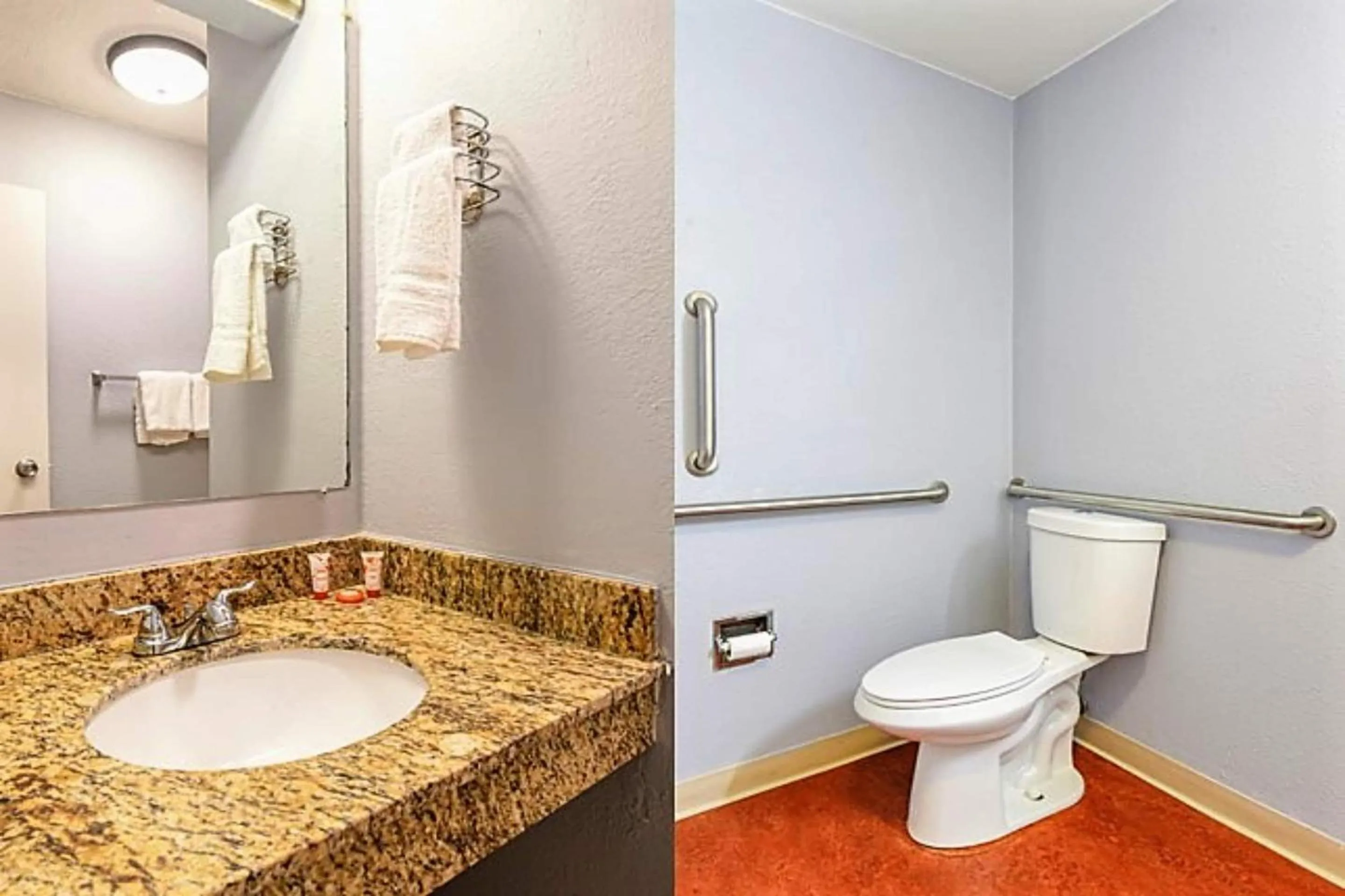 Bathroom in OYO Hotel Irving DFW Airport South