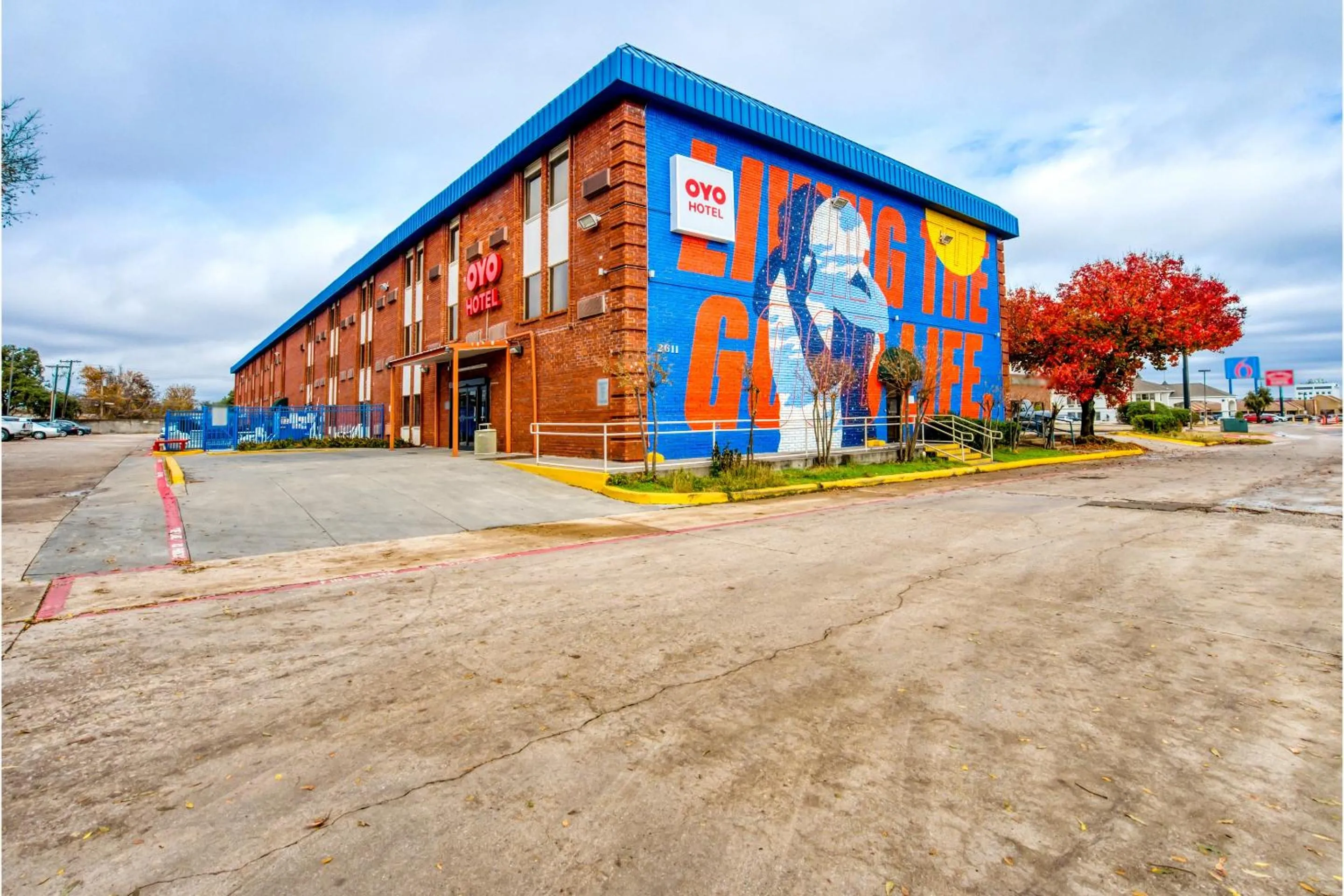 Facade/entrance in OYO Hotel Irving DFW Airport South