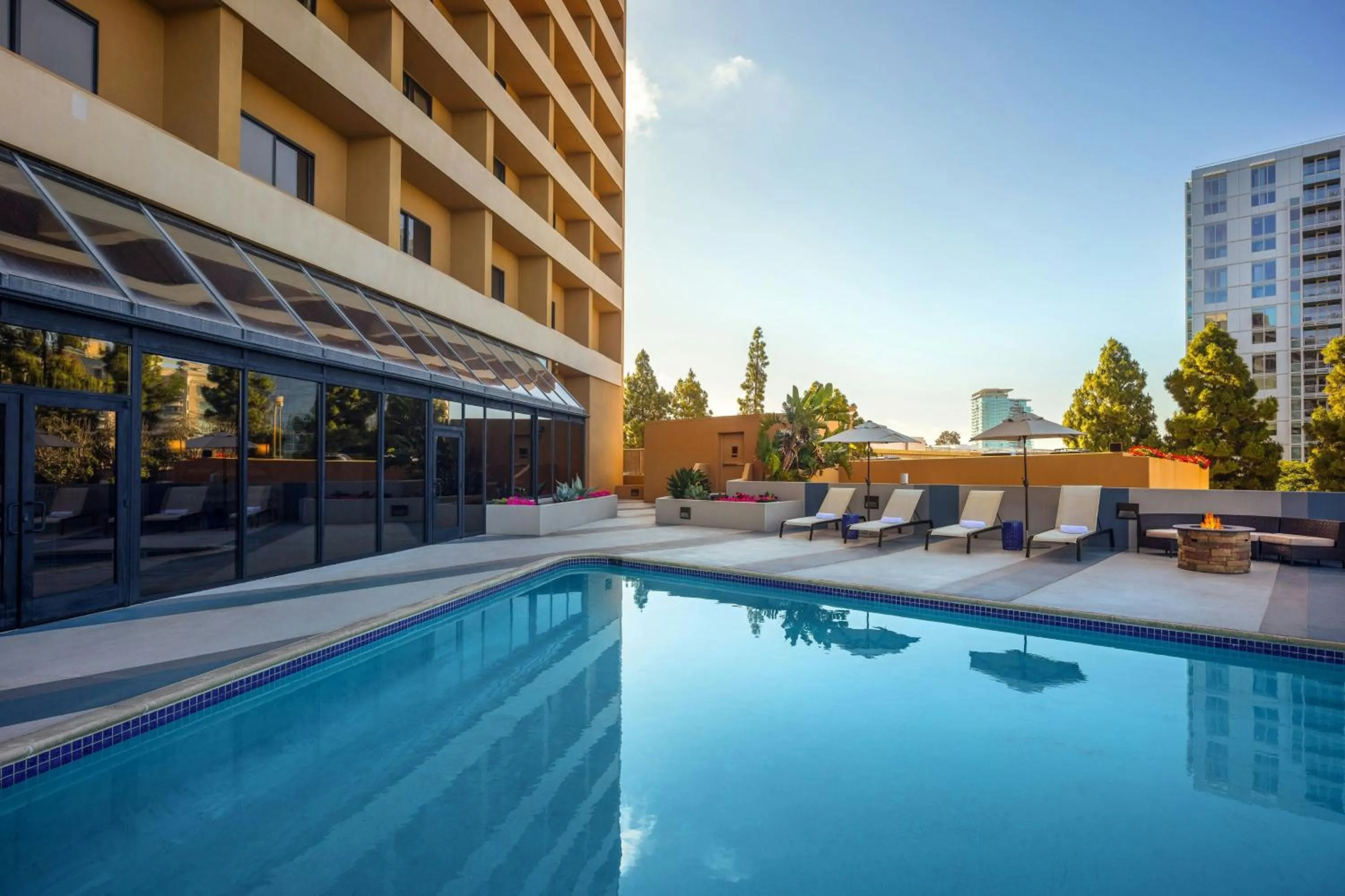 Swimming pool in San Diego Marriott La Jolla