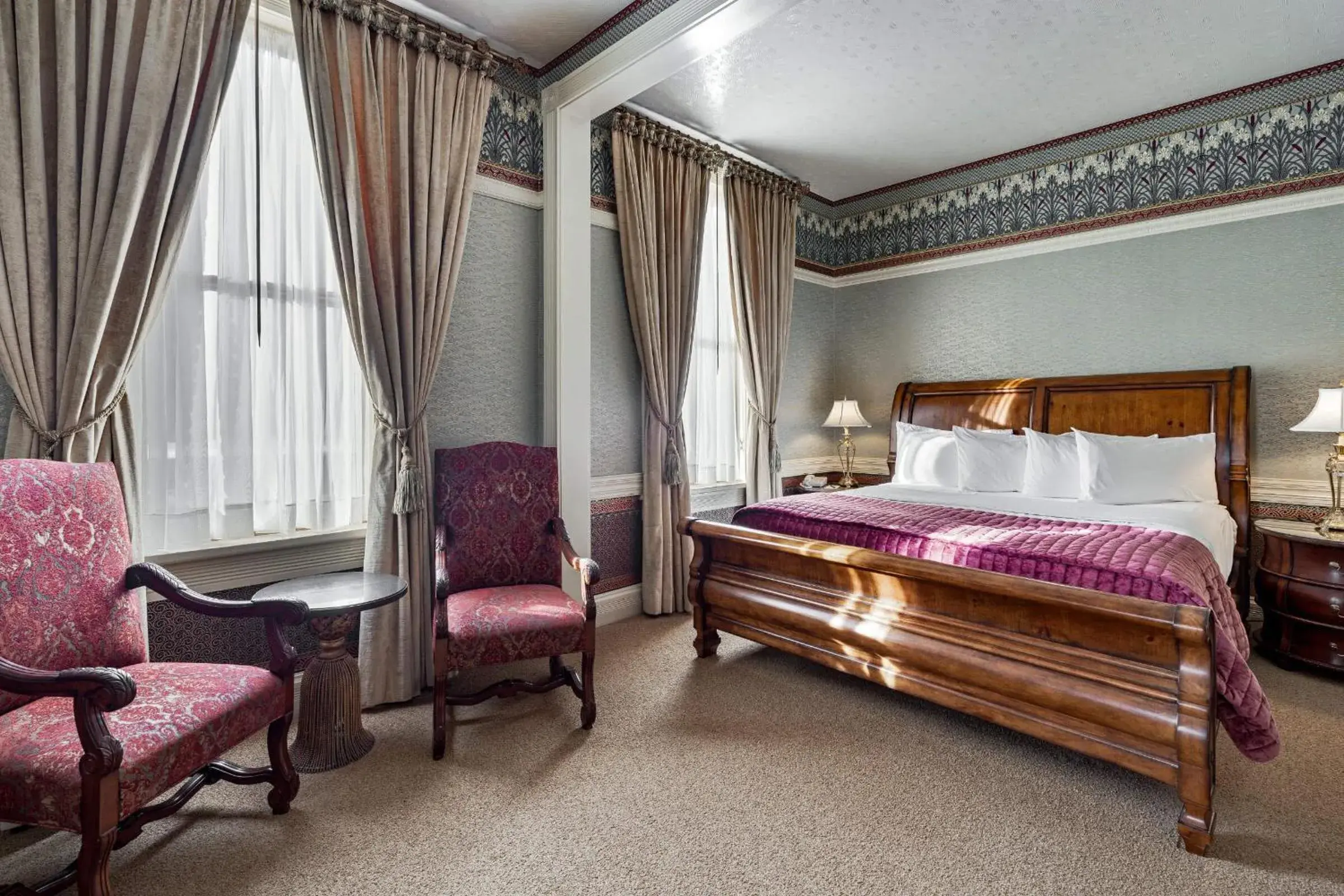 Deluxe King Room in Beaumont Hotel and Spa - Adults Only Deluxe King Room in Beaumont Hotel and Spa - Adults Only