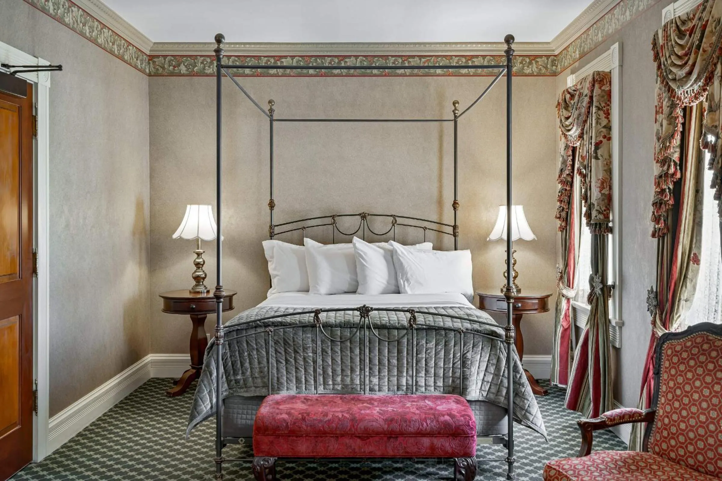 Bed in Beaumont Hotel and Spa - Adults Only