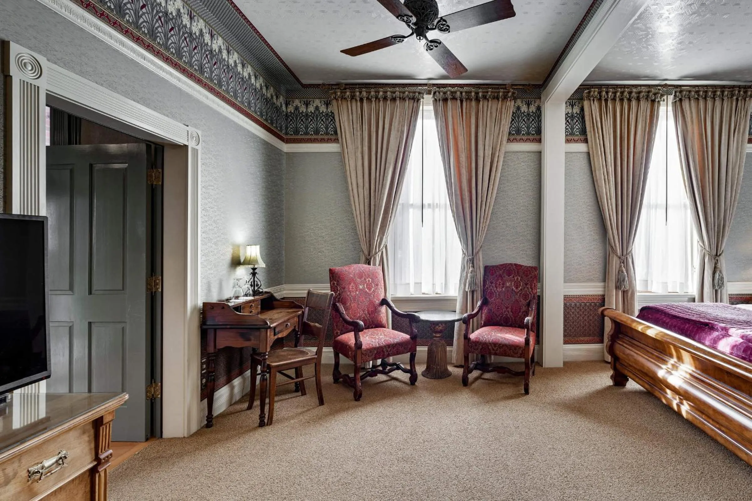 Bed in Beaumont Hotel and Spa - Adults Only