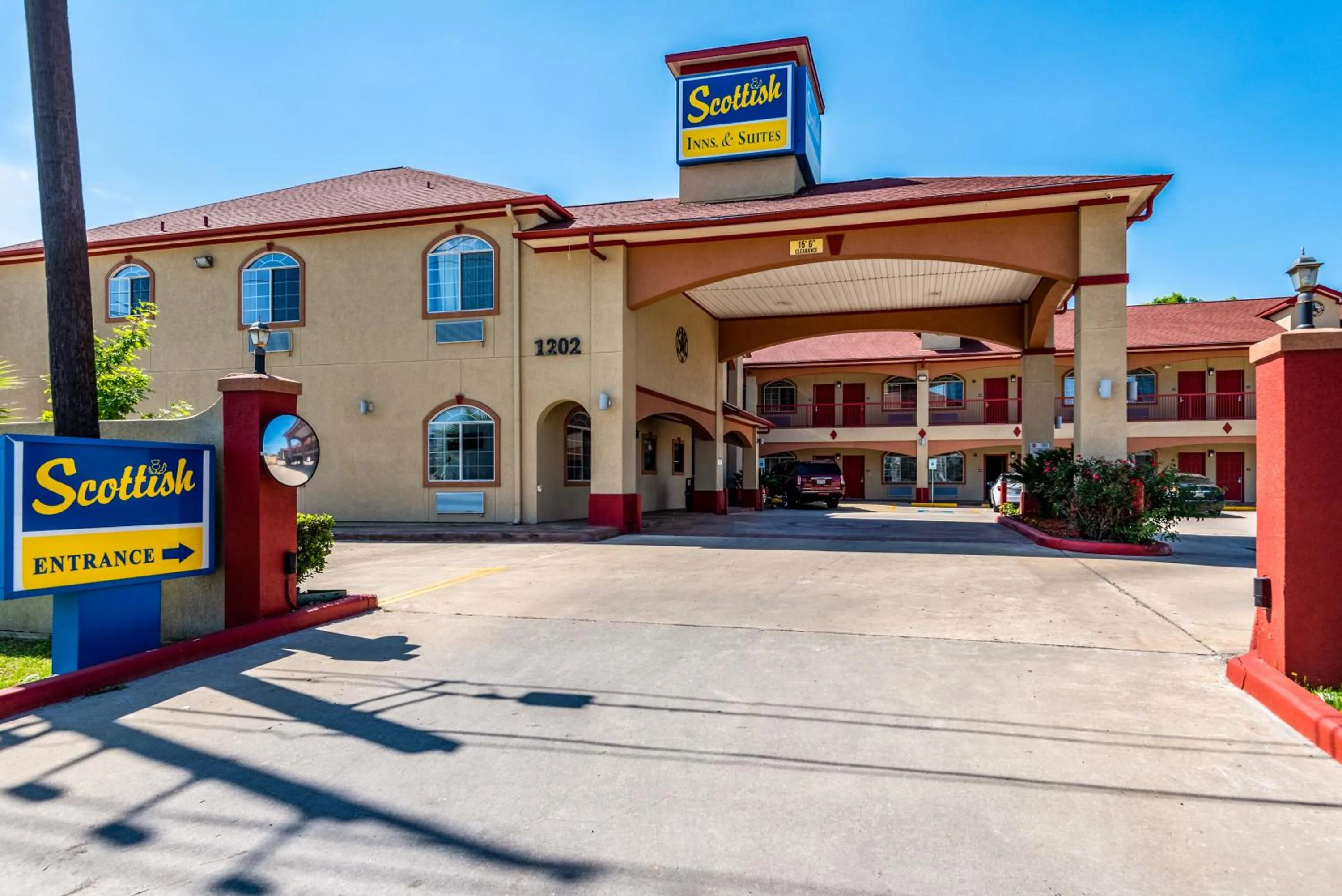 Scottish Inns & Suites IAH Airport-Beltway 8