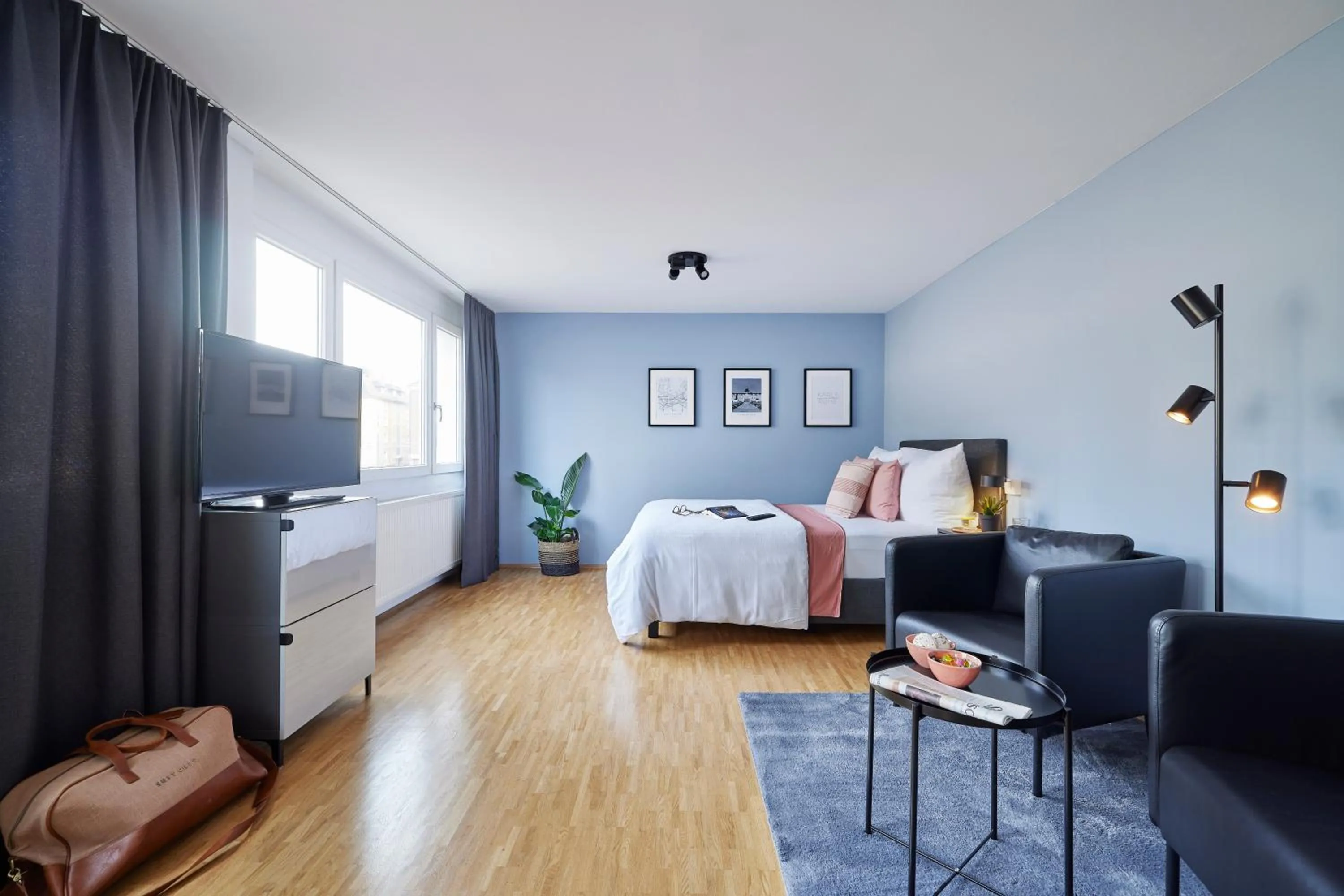 Bed in SEEGER Living Comfort Downtown