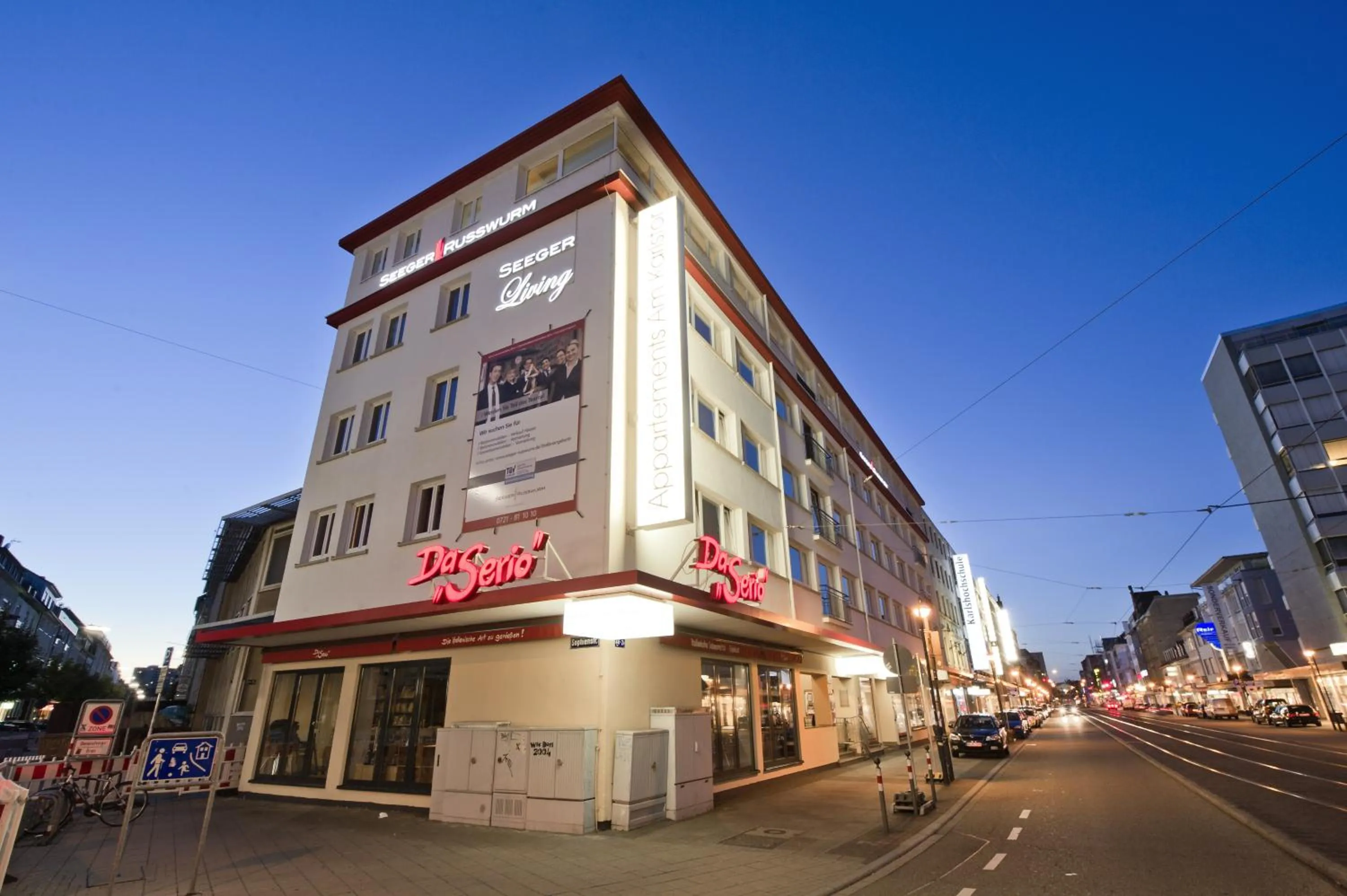 Facade/entrance in SEEGER Living Comfort Downtown