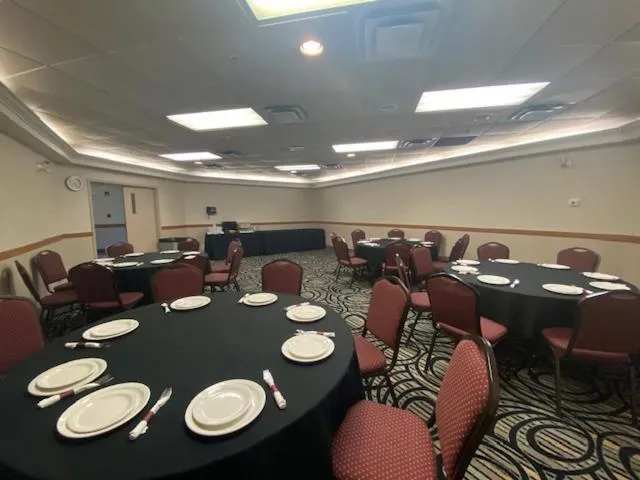 Meeting/conference room in Rosslyn Inn & Suites