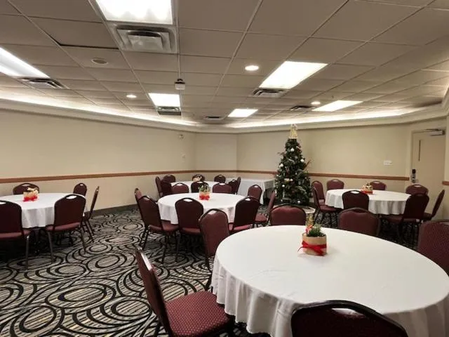 Meeting/conference room in Rosslyn Inn & Suites
