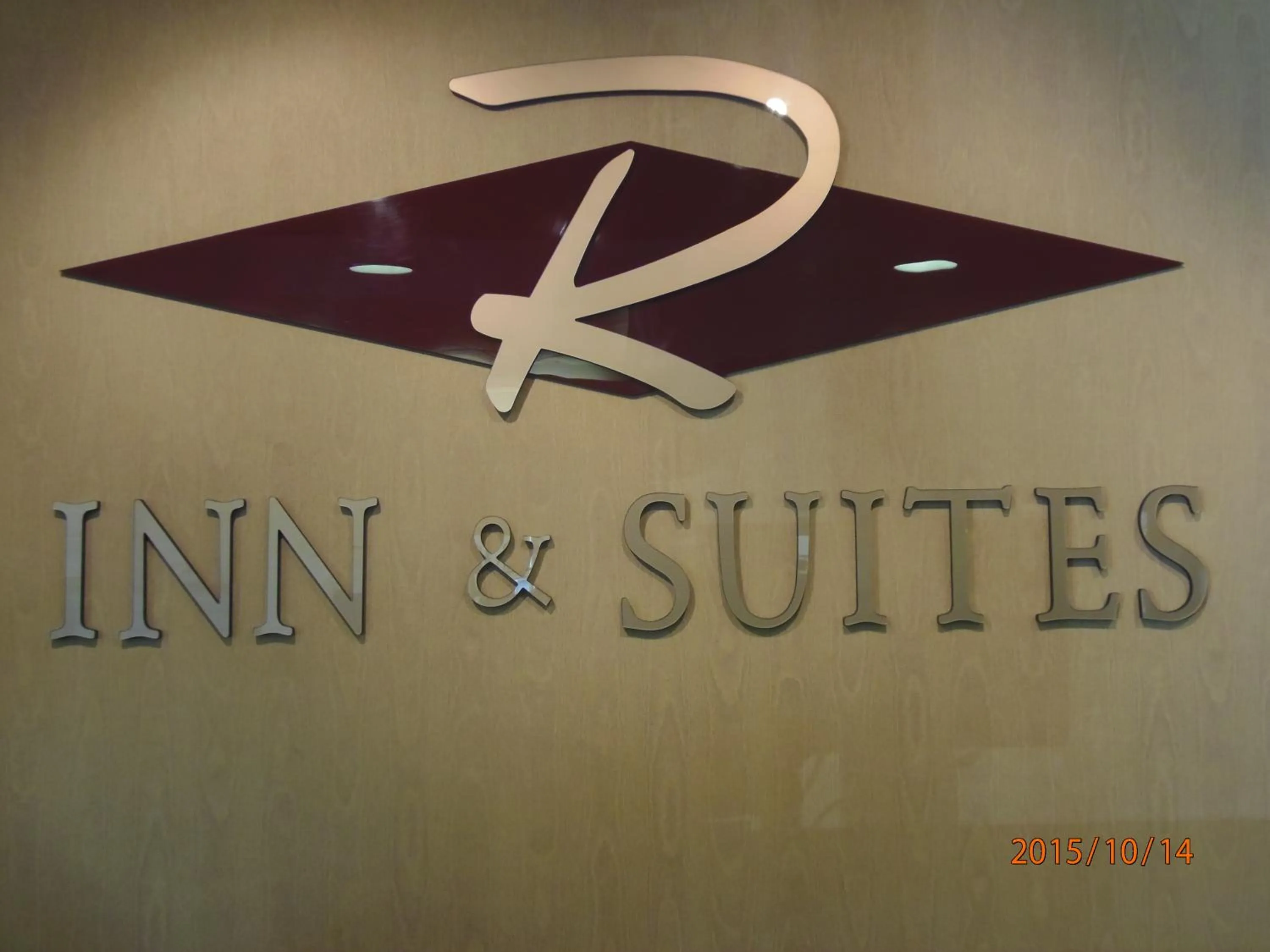 Property logo or sign in Rosslyn Inn & Suites