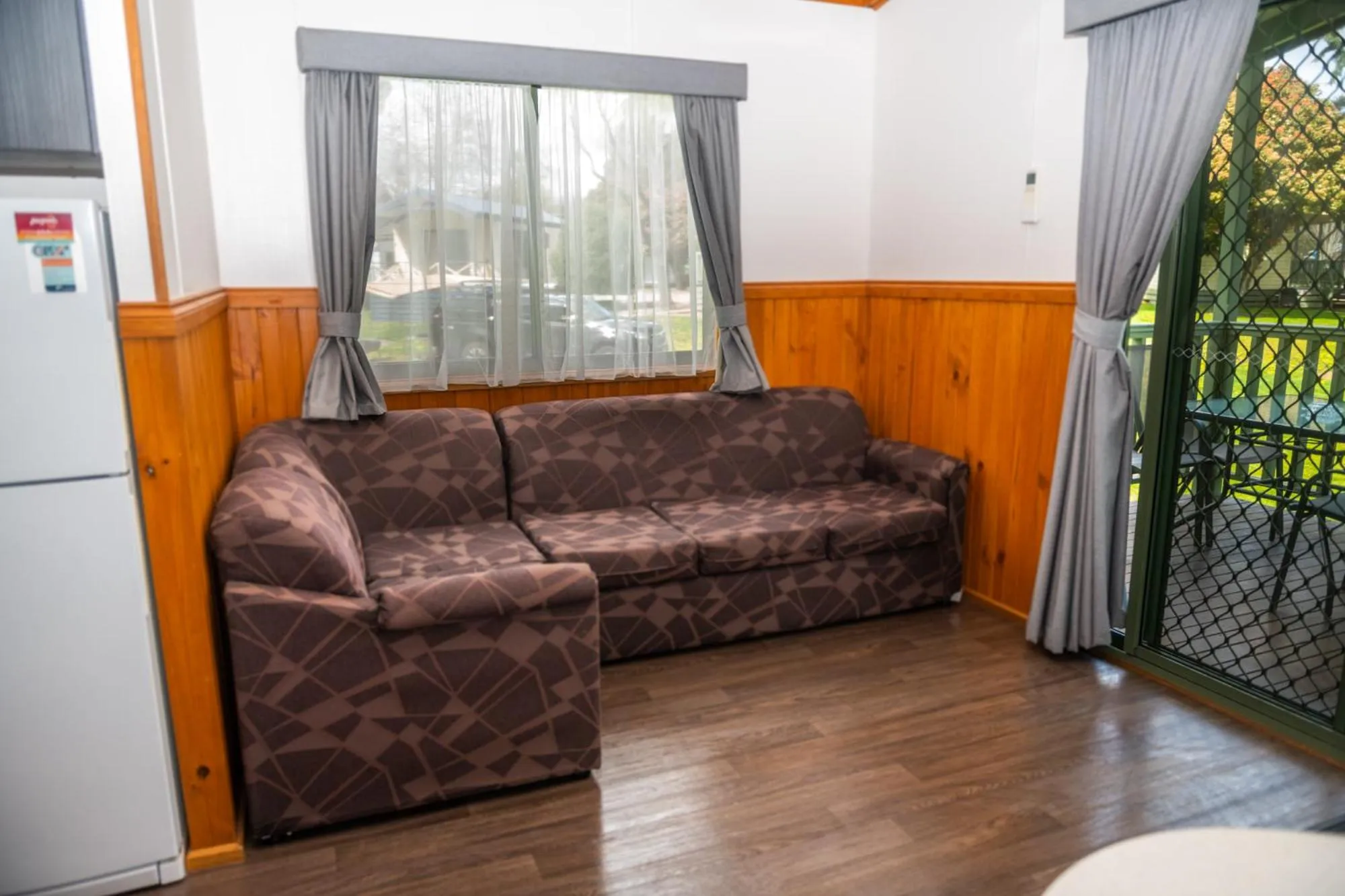 Living room in Beechworth Lake Sambell Caravan Park